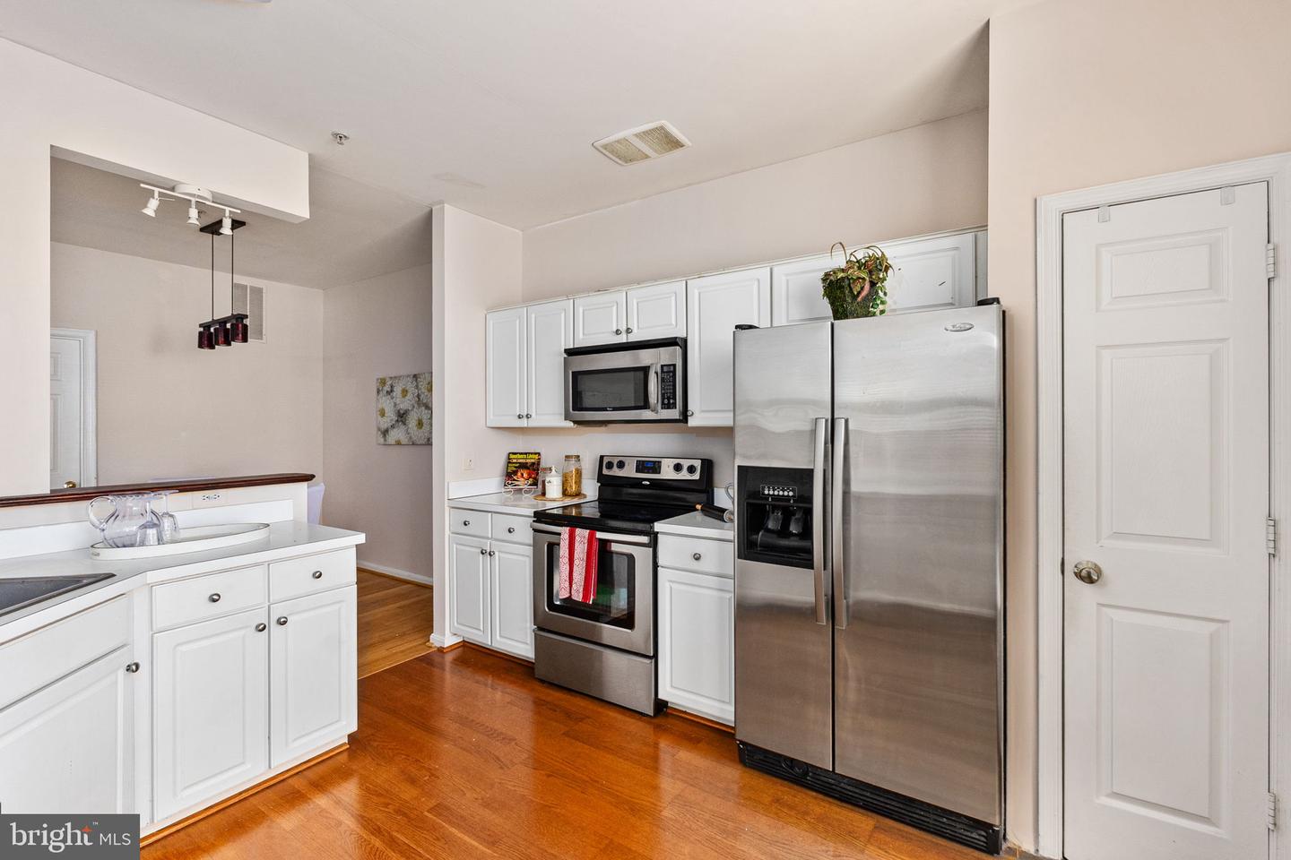 20402 COOL FERN SQ, ASHBURN, Virginia 20147, 4 Bedrooms Bedrooms, ,3 BathroomsBathrooms,Residential,For sale,20402 COOL FERN SQ,VALO2106568 MLS # VALO2106568