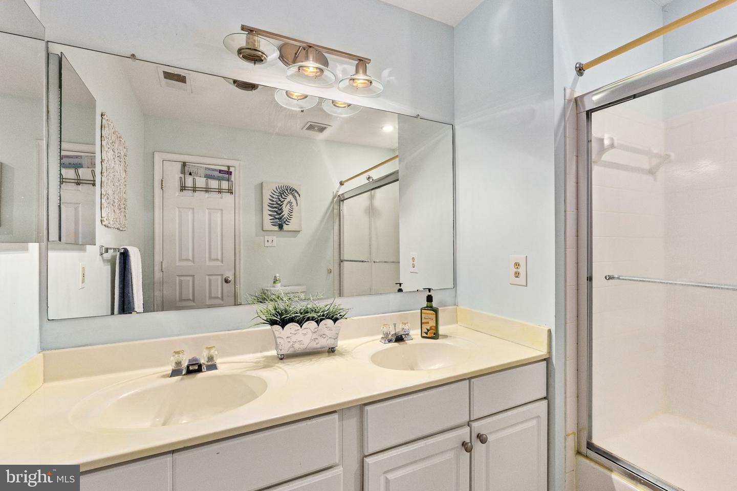 20402 COOL FERN SQ, ASHBURN, Virginia 20147, 4 Bedrooms Bedrooms, ,3 BathroomsBathrooms,Residential,For sale,20402 COOL FERN SQ,VALO2106568 MLS # VALO2106568