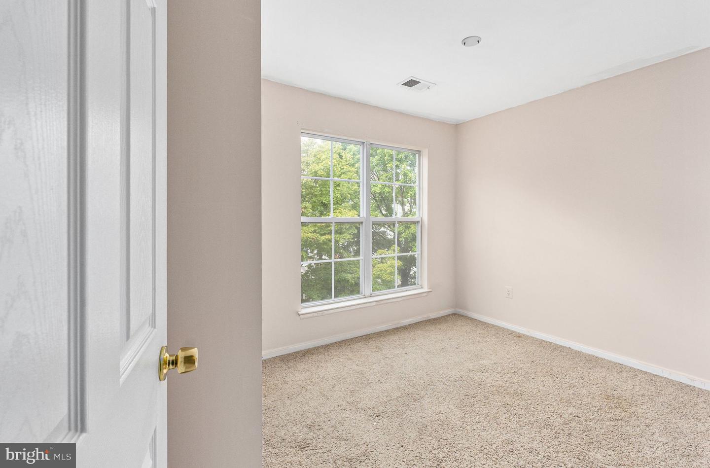 20402 COOL FERN SQ, ASHBURN, Virginia 20147, 4 Bedrooms Bedrooms, ,3 BathroomsBathrooms,Residential,For sale,20402 COOL FERN SQ,VALO2106568 MLS # VALO2106568
