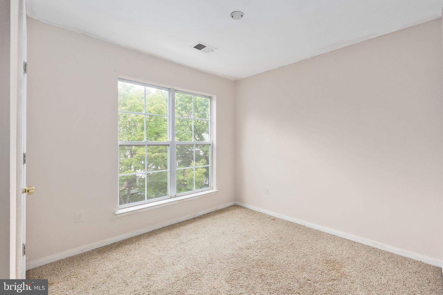 20402 COOL FERN SQ, ASHBURN, Virginia 20147, 4 Bedrooms Bedrooms, ,3 BathroomsBathrooms,Residential,For sale,20402 COOL FERN SQ,VALO2106568 MLS # VALO2106568