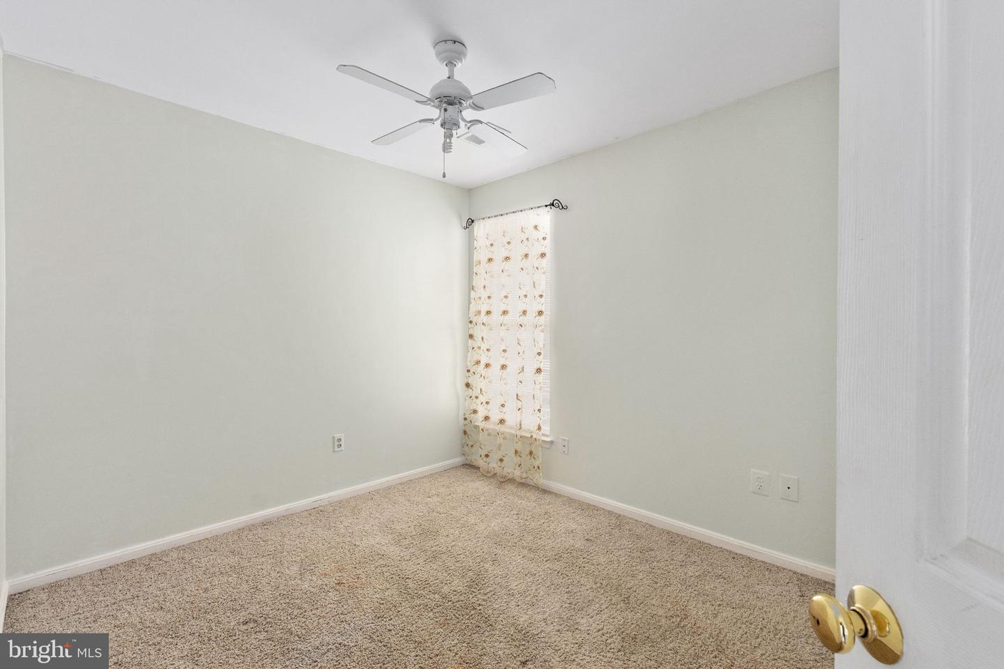 20402 COOL FERN SQ, ASHBURN, Virginia 20147, 4 Bedrooms Bedrooms, ,3 BathroomsBathrooms,Residential,For sale,20402 COOL FERN SQ,VALO2106568 MLS # VALO2106568