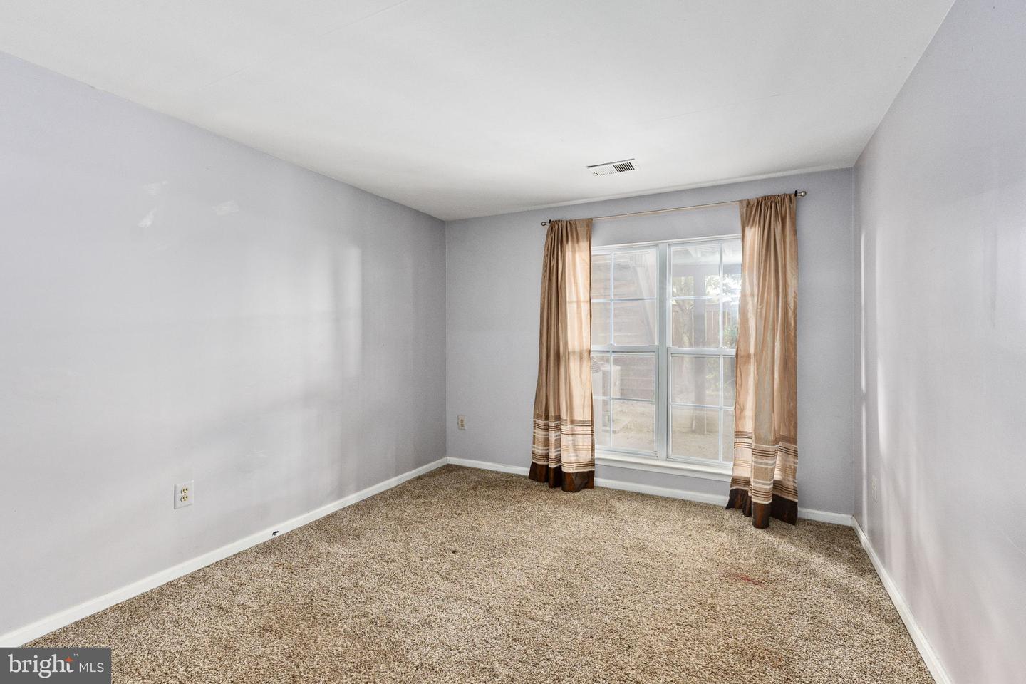 20402 COOL FERN SQ, ASHBURN, Virginia 20147, 4 Bedrooms Bedrooms, ,3 BathroomsBathrooms,Residential,For sale,20402 COOL FERN SQ,VALO2106568 MLS # VALO2106568