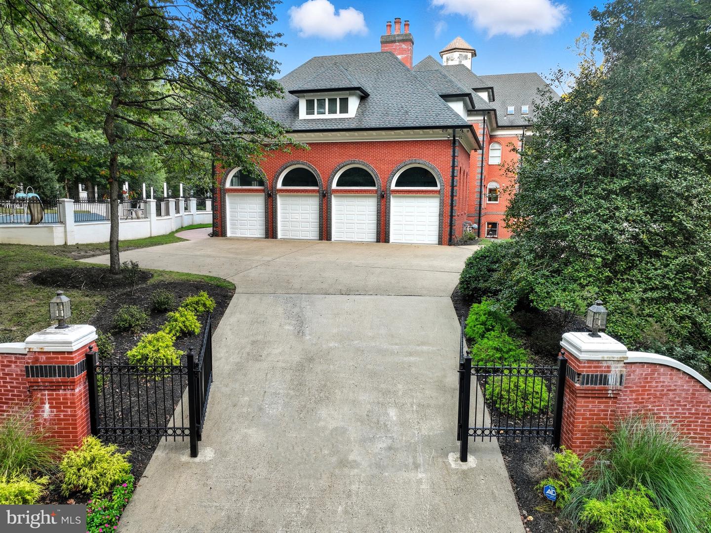 11308 STONELEDGE CT, RESTON, Virginia 20191, 8 Bedrooms Bedrooms, ,11 BathroomsBathrooms,Residential,For sale,11308 STONELEDGE CT,VAFX2266364 MLS # VAFX2266364