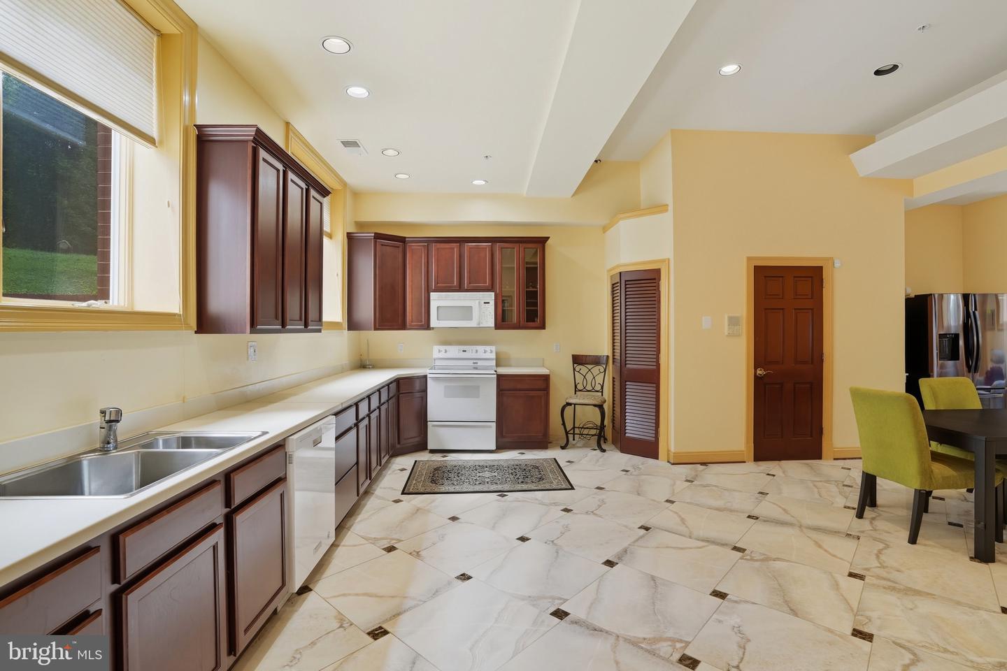 11308 STONELEDGE CT, RESTON, Virginia 20191, 8 Bedrooms Bedrooms, ,11 BathroomsBathrooms,Residential,For sale,11308 STONELEDGE CT,VAFX2266364 MLS # VAFX2266364