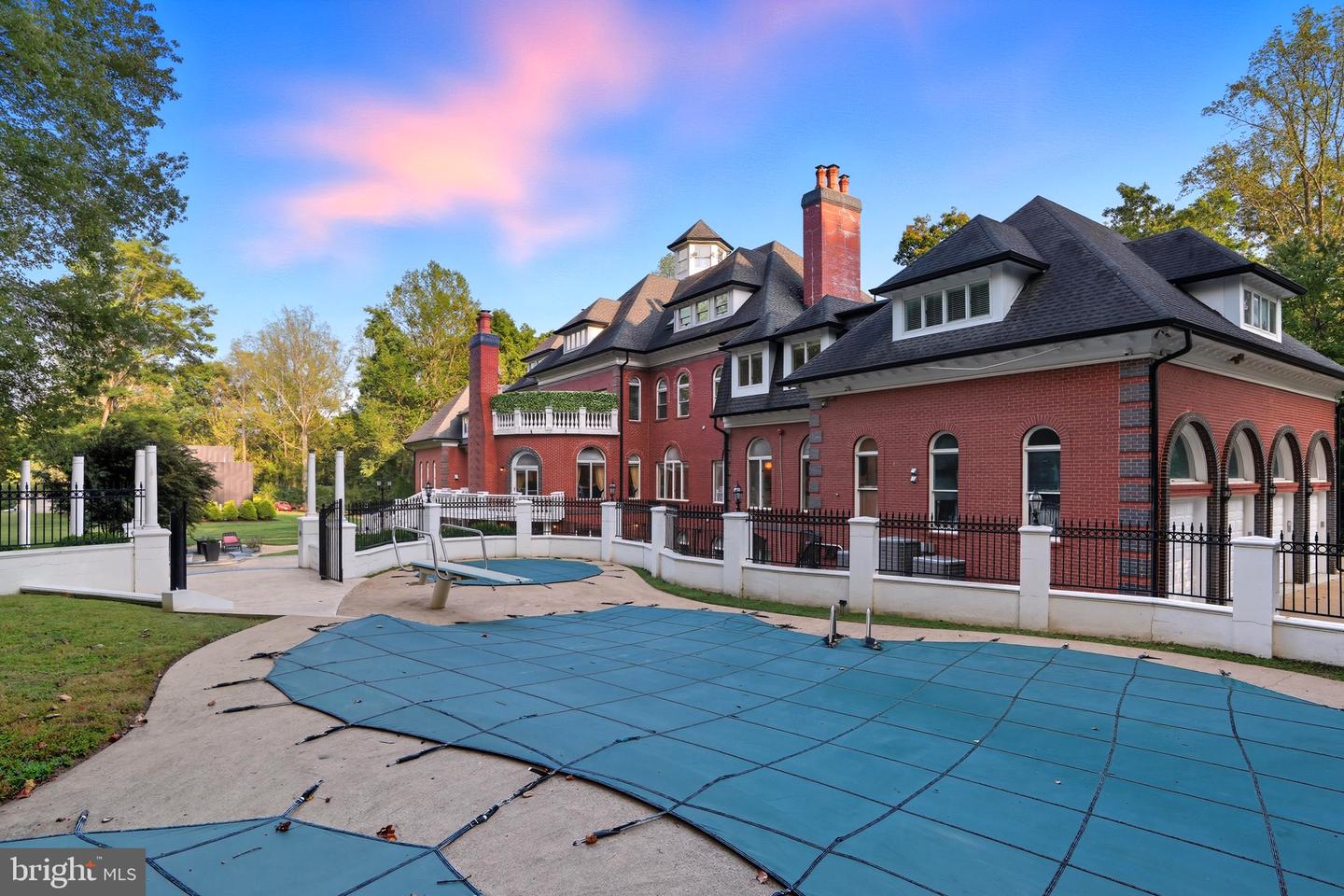 11308 STONELEDGE CT, RESTON, Virginia 20191, 8 Bedrooms Bedrooms, ,11 BathroomsBathrooms,Residential,For sale,11308 STONELEDGE CT,VAFX2266364 MLS # VAFX2266364