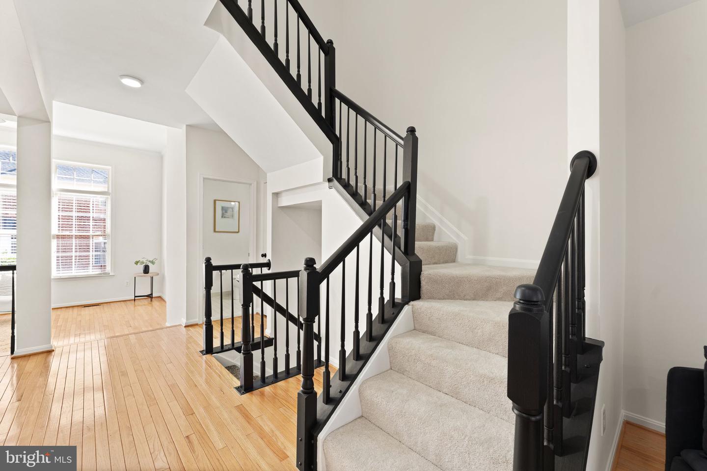 47825 SCOTSBOROUGH SQ #123, STERLING, Virginia 20165, 3 Bedrooms Bedrooms, ,2 BathroomsBathrooms,Residential,For sale,47825 SCOTSBOROUGH SQ #123,VALO2106656 MLS # VALO2106656