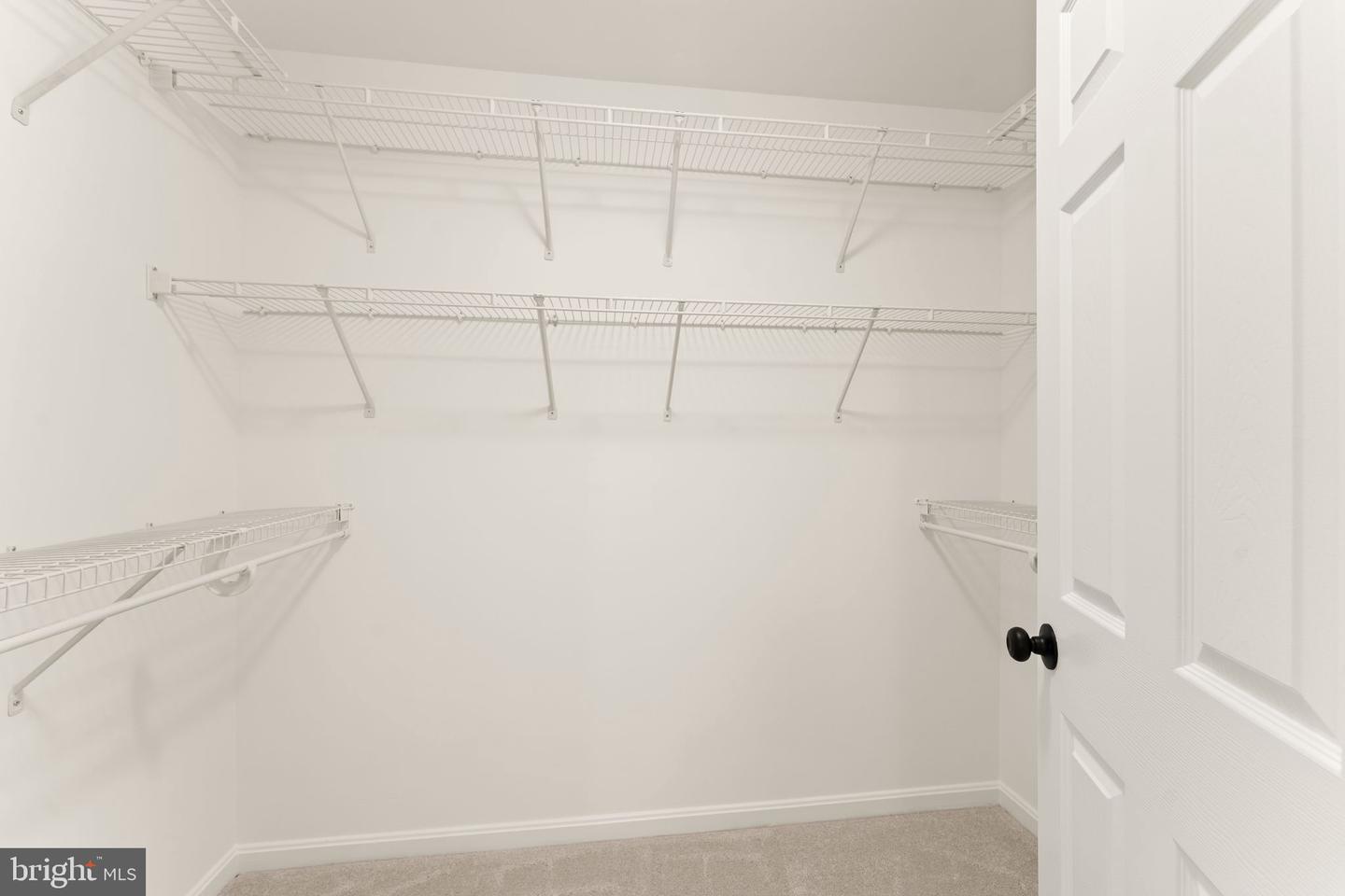 47825 SCOTSBOROUGH SQ #123, STERLING, Virginia 20165, 3 Bedrooms Bedrooms, ,2 BathroomsBathrooms,Residential,For sale,47825 SCOTSBOROUGH SQ #123,VALO2106656 MLS # VALO2106656