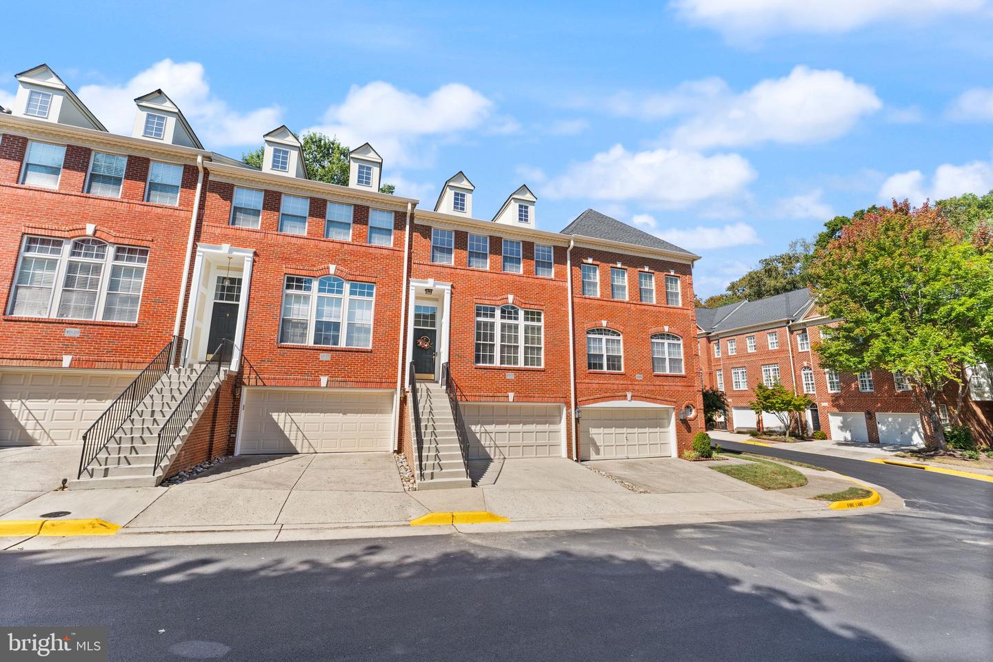 47825 SCOTSBOROUGH SQ #123, STERLING, Virginia 20165, 3 Bedrooms Bedrooms, ,2 BathroomsBathrooms,Residential,For sale,47825 SCOTSBOROUGH SQ #123,VALO2106656 MLS # VALO2106656