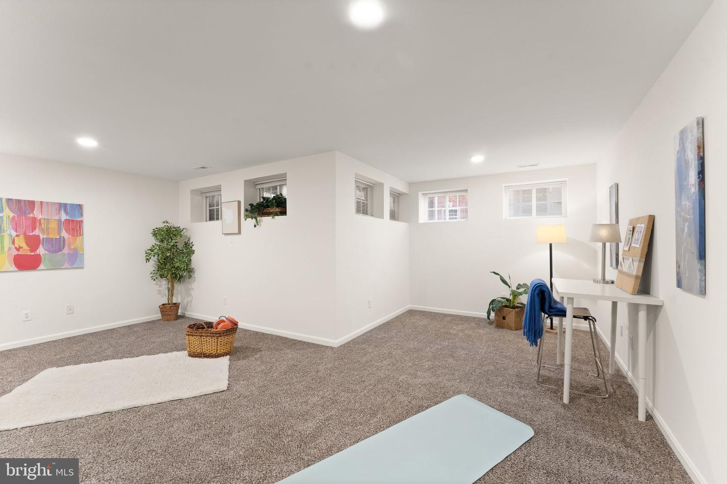 47825 SCOTSBOROUGH SQ #123, STERLING, Virginia 20165, 3 Bedrooms Bedrooms, ,2 BathroomsBathrooms,Residential,For sale,47825 SCOTSBOROUGH SQ #123,VALO2106656 MLS # VALO2106656