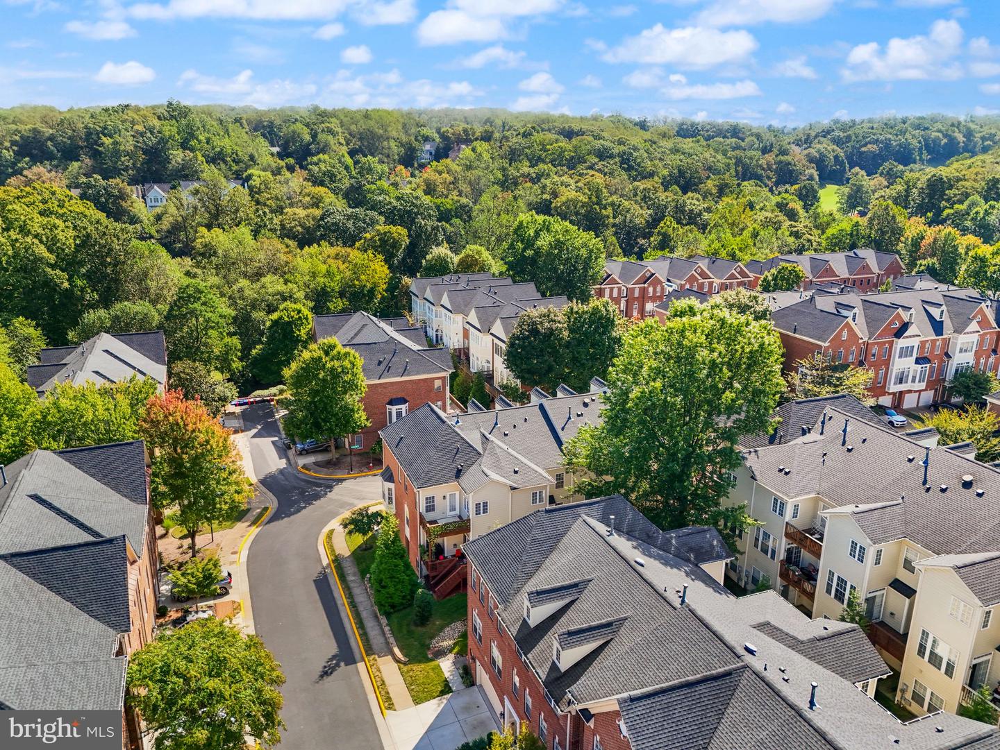 47825 SCOTSBOROUGH SQ #123, STERLING, Virginia 20165, 3 Bedrooms Bedrooms, ,2 BathroomsBathrooms,Residential,For sale,47825 SCOTSBOROUGH SQ #123,VALO2106656 MLS # VALO2106656