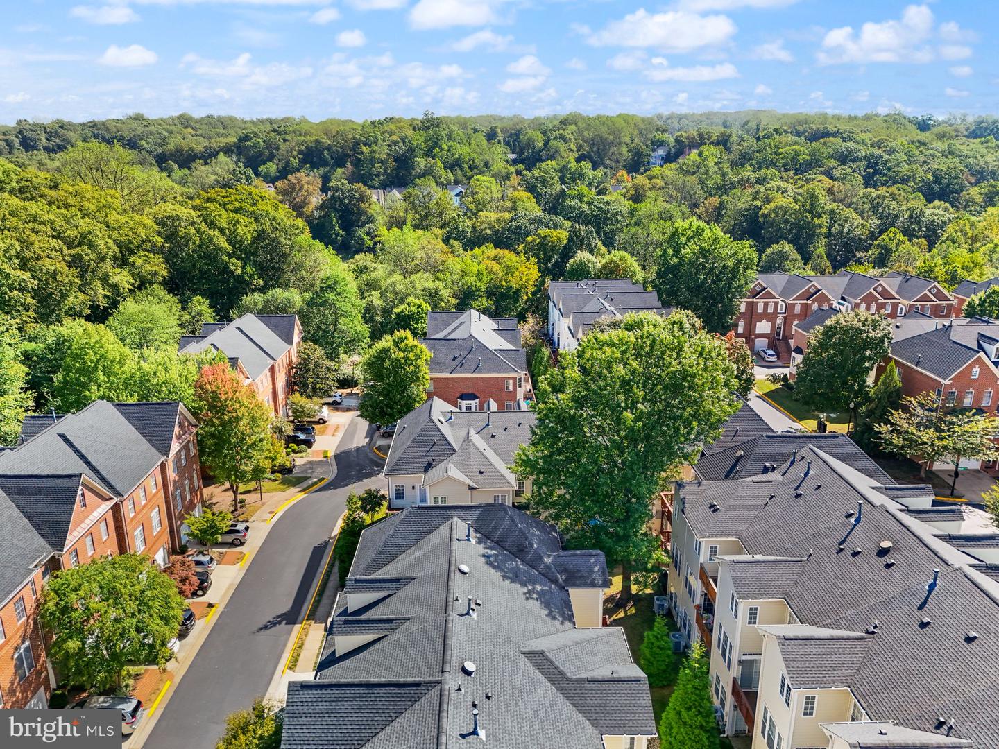 47825 SCOTSBOROUGH SQ #123, STERLING, Virginia 20165, 3 Bedrooms Bedrooms, ,2 BathroomsBathrooms,Residential,For sale,47825 SCOTSBOROUGH SQ #123,VALO2106656 MLS # VALO2106656