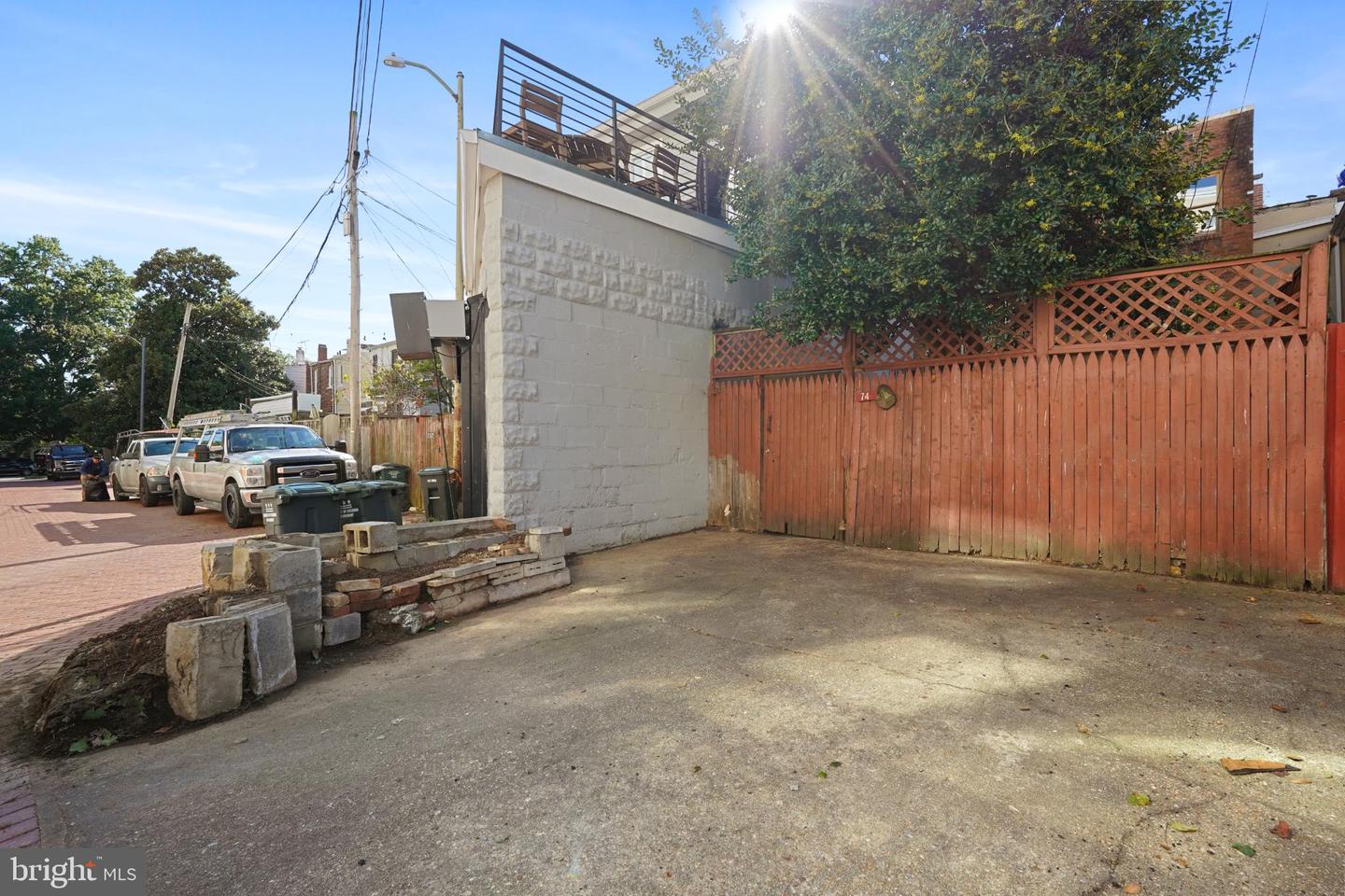 748 13TH ST SE, WASHINGTON, District Of Columbia 20003, 4 Bedrooms Bedrooms, 13 Rooms Rooms,3 BathroomsBathrooms,Residential,For sale,748 13TH ST SE,DCDC2221906 MLS # DCDC2221906