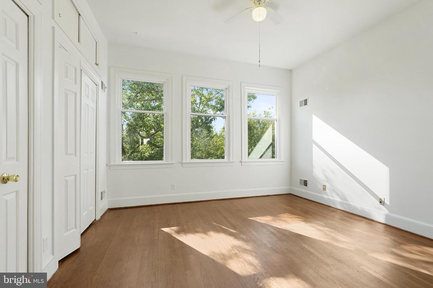 748 13TH ST SE, WASHINGTON, District Of Columbia 20003, 4 Bedrooms Bedrooms, 13 Rooms Rooms,3 BathroomsBathrooms,Residential,For sale,748 13TH ST SE,DCDC2221906 MLS # DCDC2221906