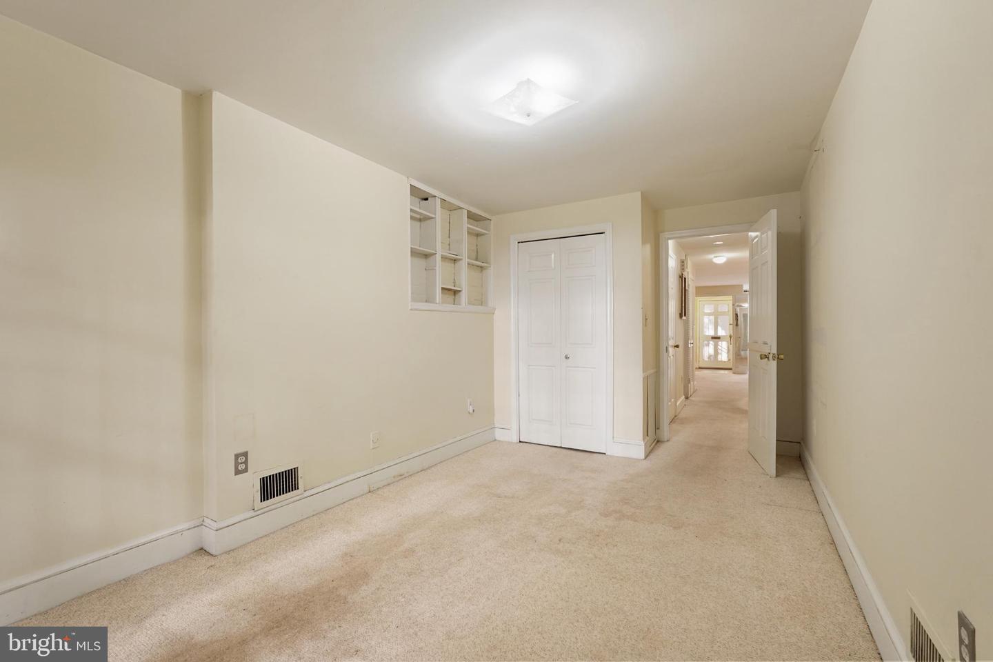 748 13TH ST SE, WASHINGTON, District Of Columbia 20003, 4 Bedrooms Bedrooms, 13 Rooms Rooms,3 BathroomsBathrooms,Residential,For sale,748 13TH ST SE,DCDC2221906 MLS # DCDC2221906