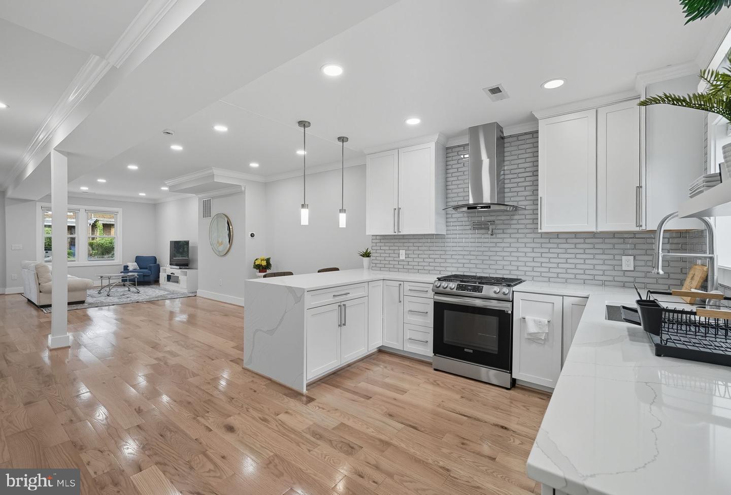 4902 4TH ST NW, WASHINGTON, District Of Columbia 20011, 4 Bedrooms Bedrooms, ,3 BathroomsBathrooms,Residential,For sale,4902 4TH ST NW,DCDC2222308 MLS # DCDC2222308