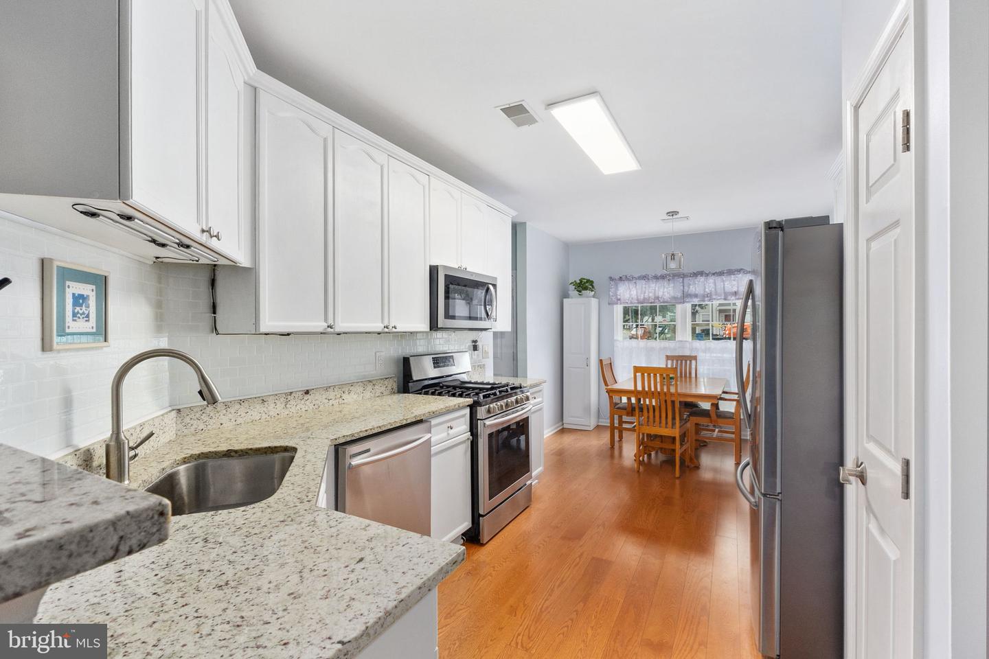 5100 CASTLE HARBOR WAY #117, CENTREVILLE, Virginia 20120, 3 Bedrooms Bedrooms, ,2 BathroomsBathrooms,Residential,For sale,5100 CASTLE HARBOR WAY #117,VAFX2267372 MLS # VAFX2267372