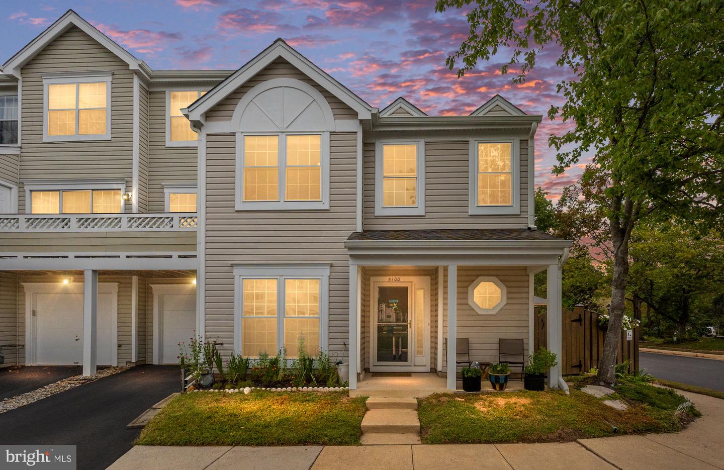 5100 CASTLE HARBOR WAY #117, CENTREVILLE, Virginia 20120, 3 Bedrooms Bedrooms, ,2 BathroomsBathrooms,Residential,For sale,5100 CASTLE HARBOR WAY #117,VAFX2267372 MLS # VAFX2267372