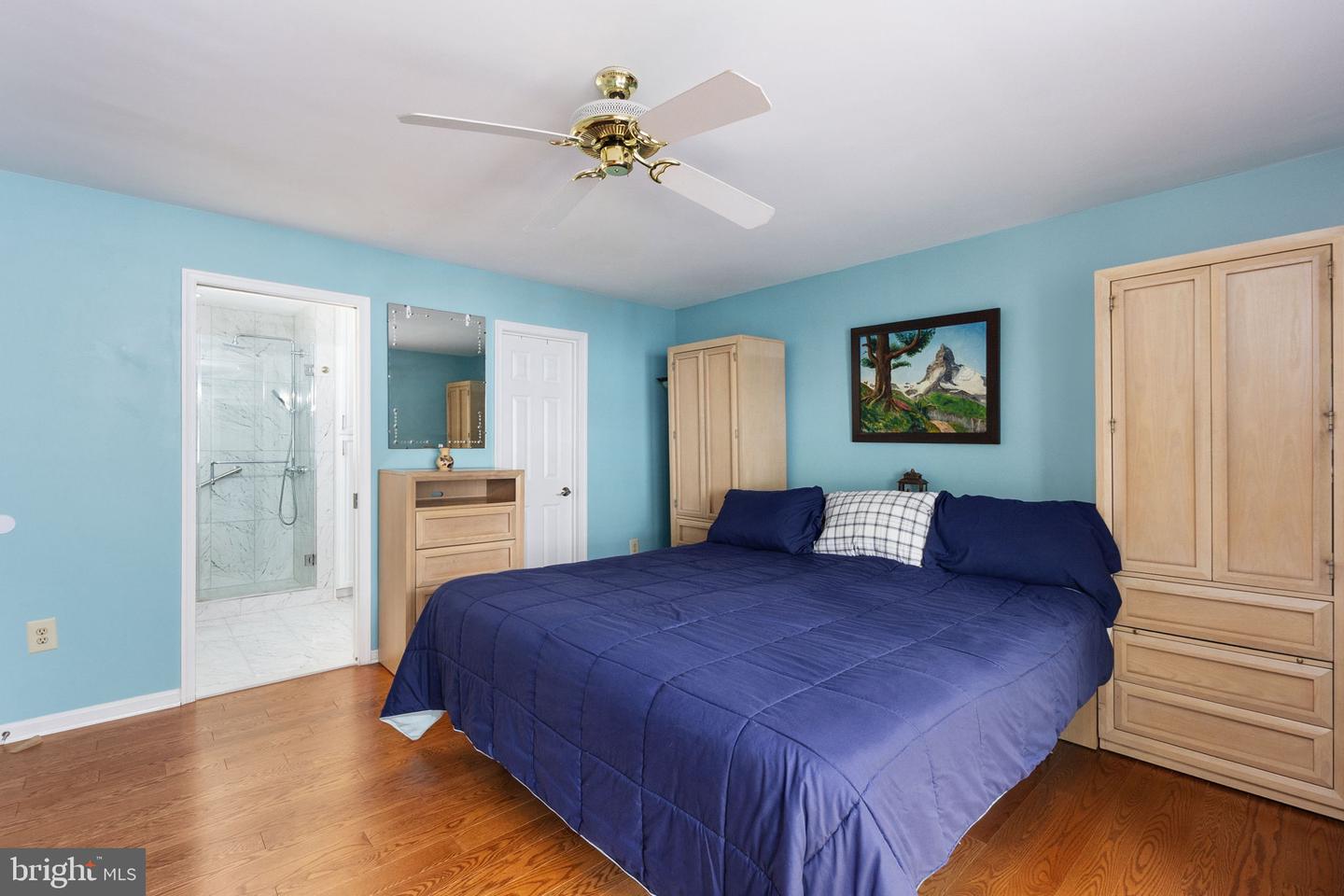 5100 CASTLE HARBOR WAY #117, CENTREVILLE, Virginia 20120, 3 Bedrooms Bedrooms, ,2 BathroomsBathrooms,Residential,For sale,5100 CASTLE HARBOR WAY #117,VAFX2267372 MLS # VAFX2267372