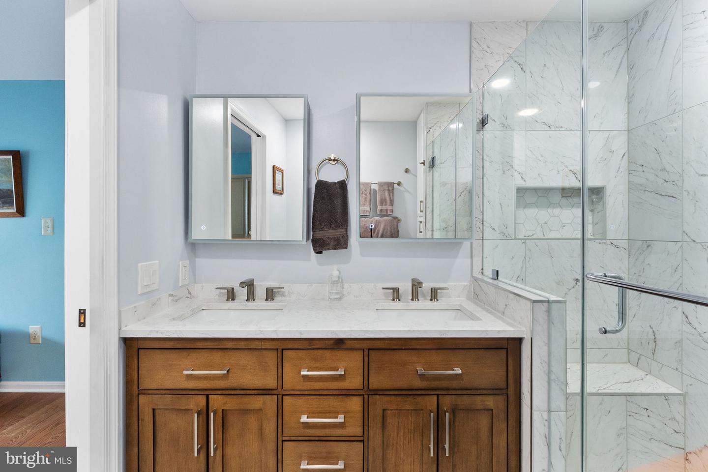 5100 CASTLE HARBOR WAY #117, CENTREVILLE, Virginia 20120, 3 Bedrooms Bedrooms, ,2 BathroomsBathrooms,Residential,For sale,5100 CASTLE HARBOR WAY #117,VAFX2267372 MLS # VAFX2267372