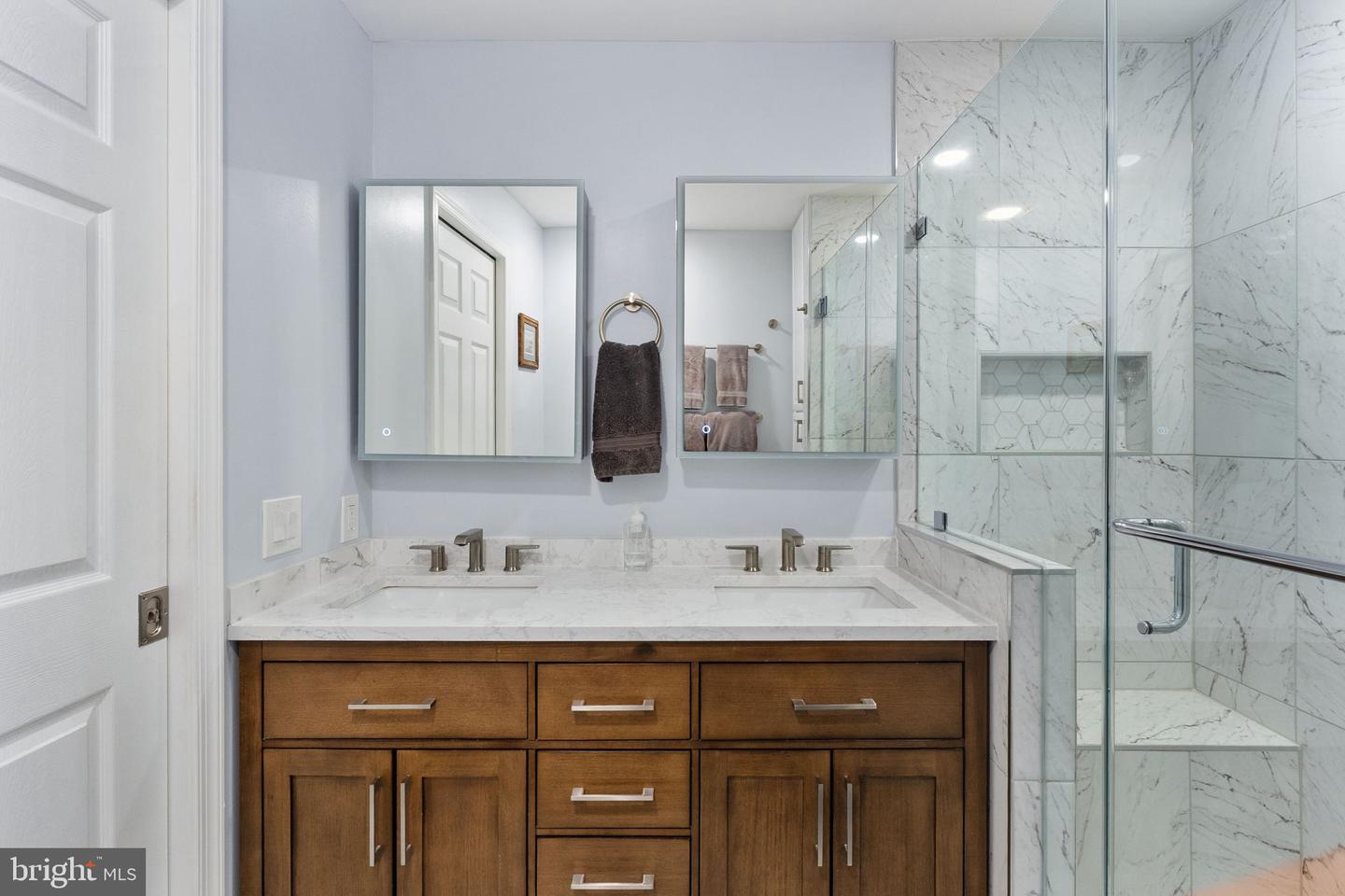 5100 CASTLE HARBOR WAY #117, CENTREVILLE, Virginia 20120, 3 Bedrooms Bedrooms, ,2 BathroomsBathrooms,Residential,For sale,5100 CASTLE HARBOR WAY #117,VAFX2267372 MLS # VAFX2267372