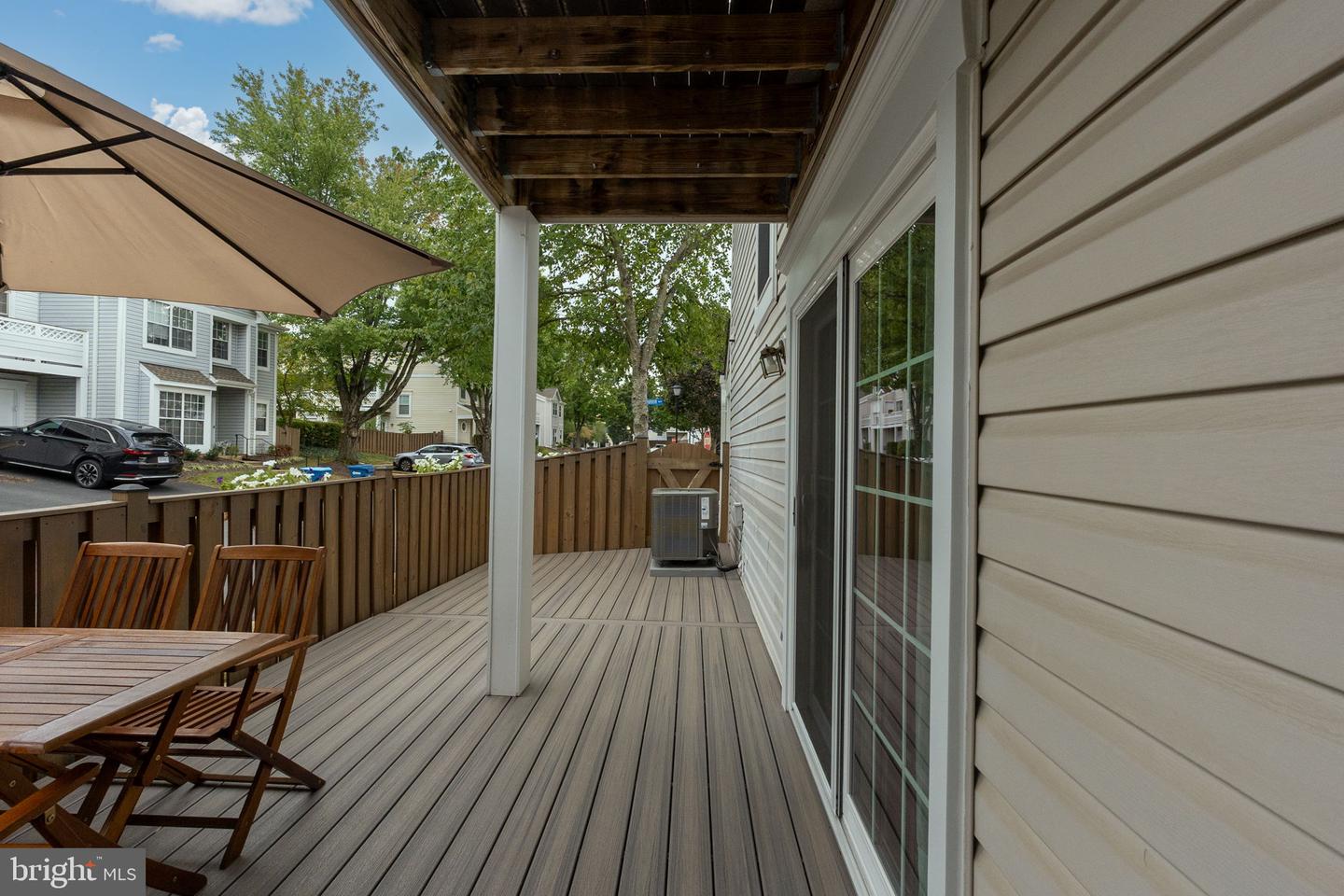 5100 CASTLE HARBOR WAY #117, CENTREVILLE, Virginia 20120, 3 Bedrooms Bedrooms, ,2 BathroomsBathrooms,Residential,For sale,5100 CASTLE HARBOR WAY #117,VAFX2267372 MLS # VAFX2267372