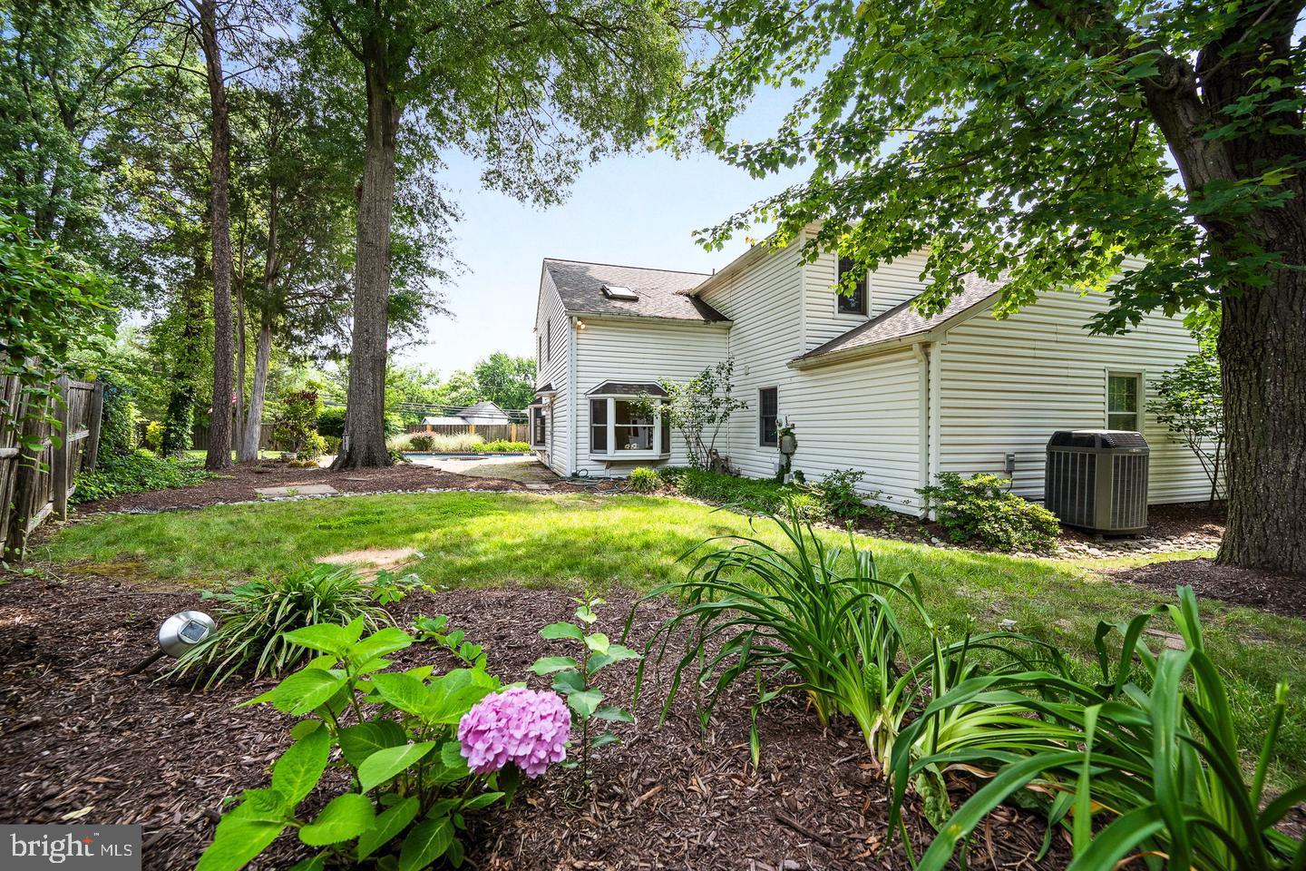 1213 TERRYLYNN CT, HERNDON, Virginia 20170, 5 Bedrooms Bedrooms, ,2 BathroomsBathrooms,Residential,For sale,1213 TERRYLYNN CT,VAFX2267448 MLS # VAFX2267448