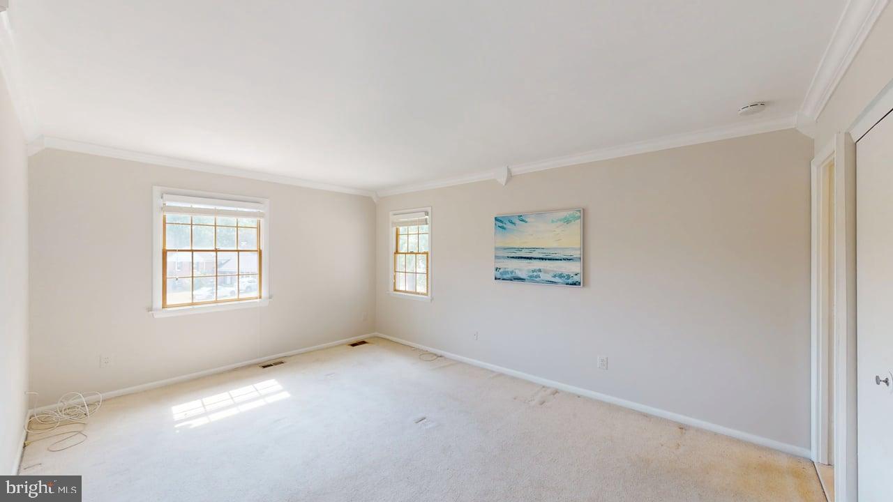 1213 TERRYLYNN CT, HERNDON, Virginia 20170, 5 Bedrooms Bedrooms, ,2 BathroomsBathrooms,Residential,For sale,1213 TERRYLYNN CT,VAFX2267448 MLS # VAFX2267448