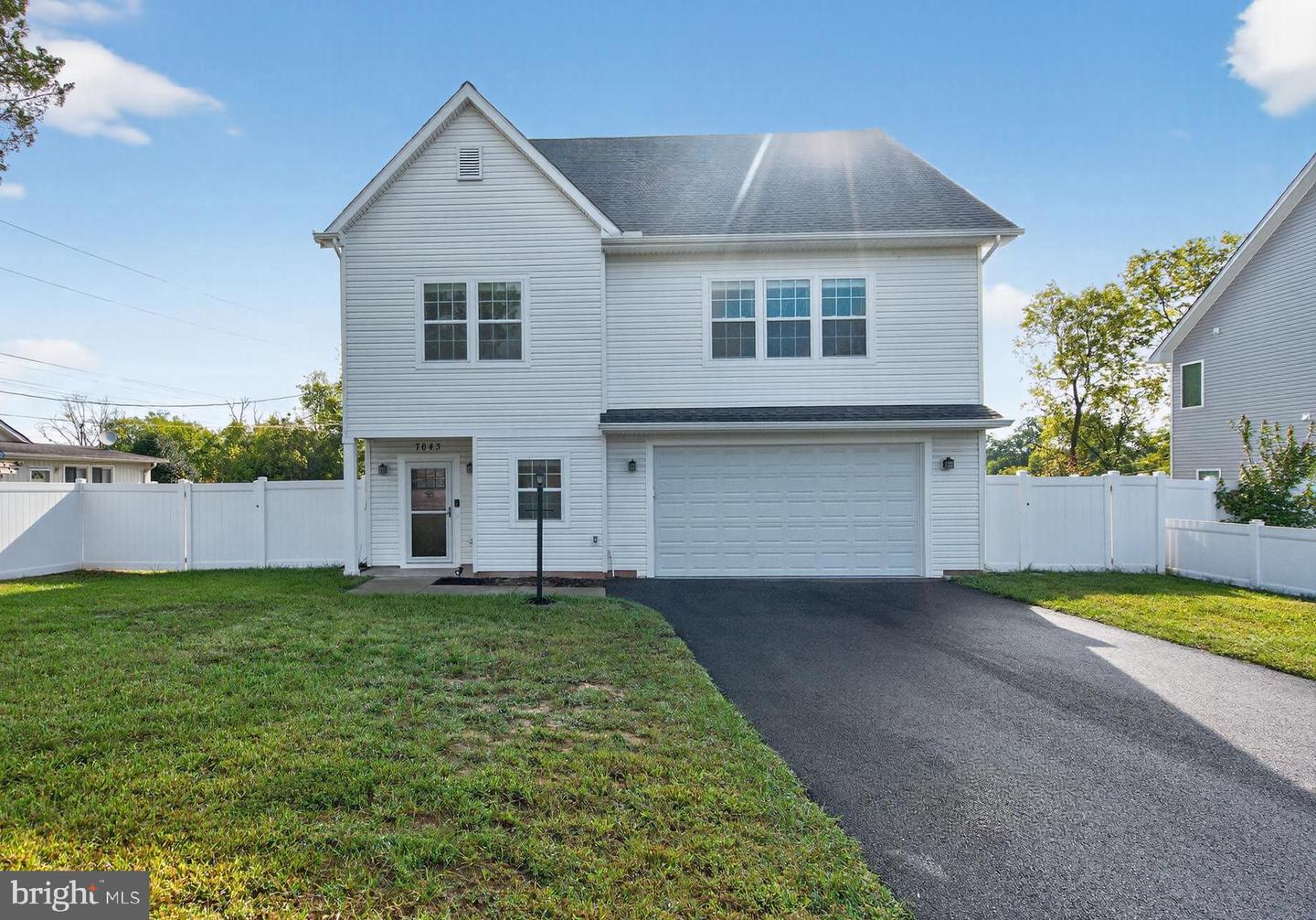 7643 CHESTNUT ST, MANASSAS, Virginia 20111, 4 Bedrooms Bedrooms, ,3 BathroomsBathrooms,Residential,For sale,7643 CHESTNUT ST,VAPW2104144 MLS # VAPW2104144