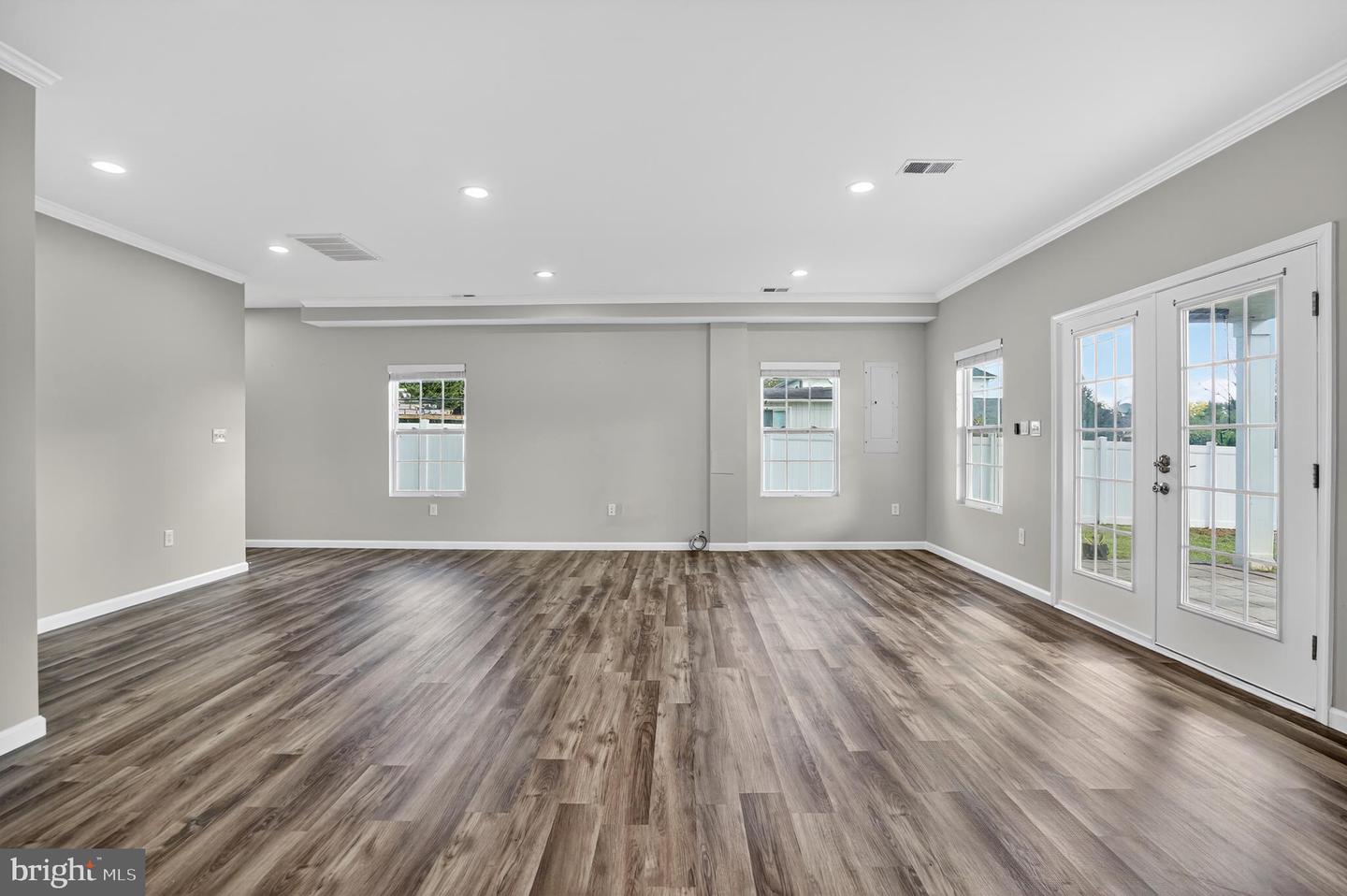 7643 CHESTNUT ST, MANASSAS, Virginia 20111, 4 Bedrooms Bedrooms, ,3 BathroomsBathrooms,Residential,For sale,7643 CHESTNUT ST,VAPW2104144 MLS # VAPW2104144