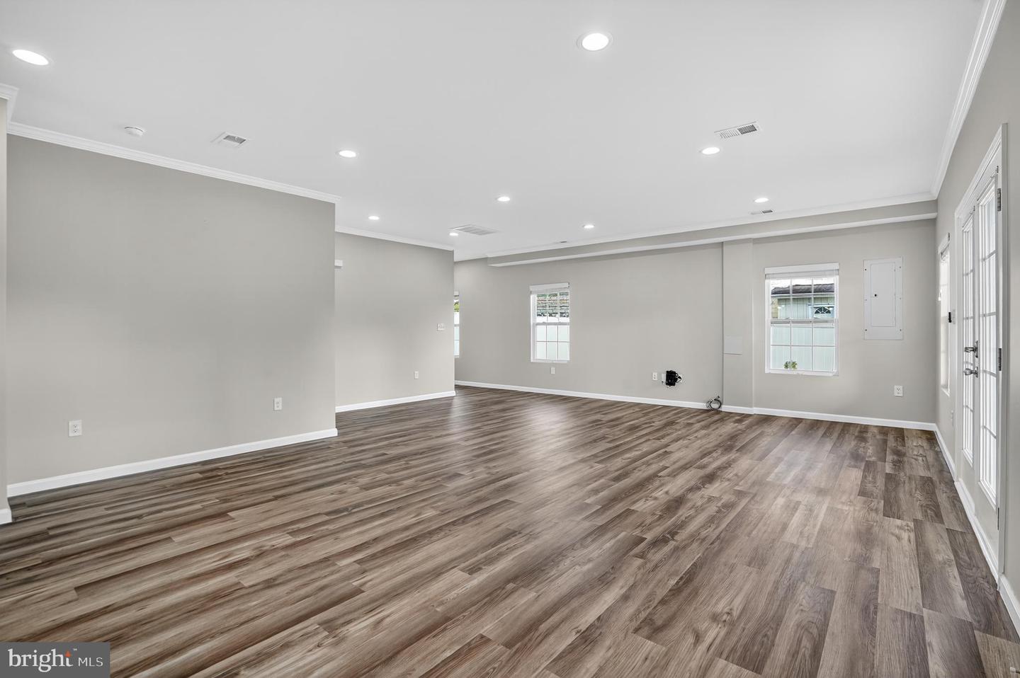 7643 CHESTNUT ST, MANASSAS, Virginia 20111, 4 Bedrooms Bedrooms, ,3 BathroomsBathrooms,Residential,For sale,7643 CHESTNUT ST,VAPW2104144 MLS # VAPW2104144