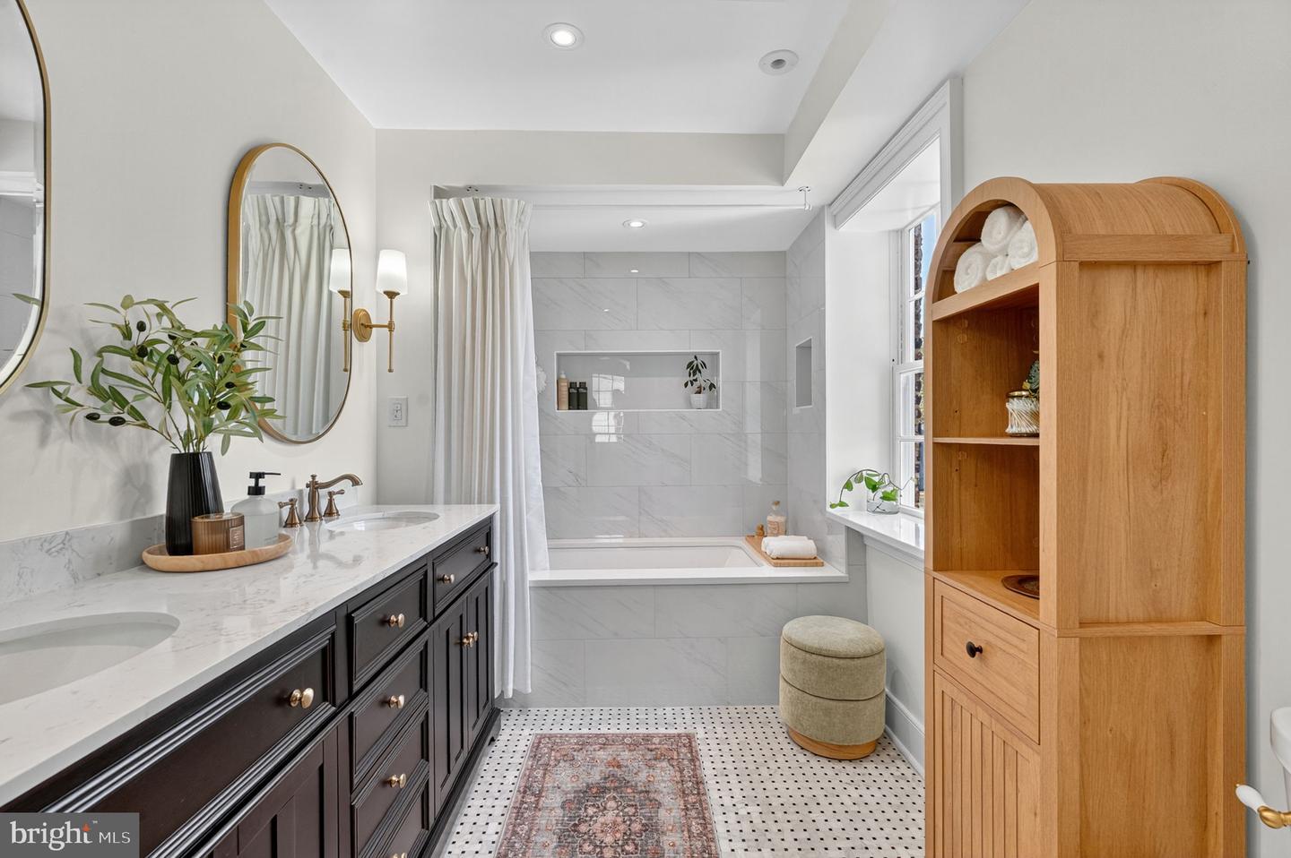 15493 SECOND ST, WATERFORD, Virginia 20197, 4 Bedrooms Bedrooms, ,3 BathroomsBathrooms,Residential,For sale,15493 SECOND ST,VALO2106938 MLS # VALO2106938