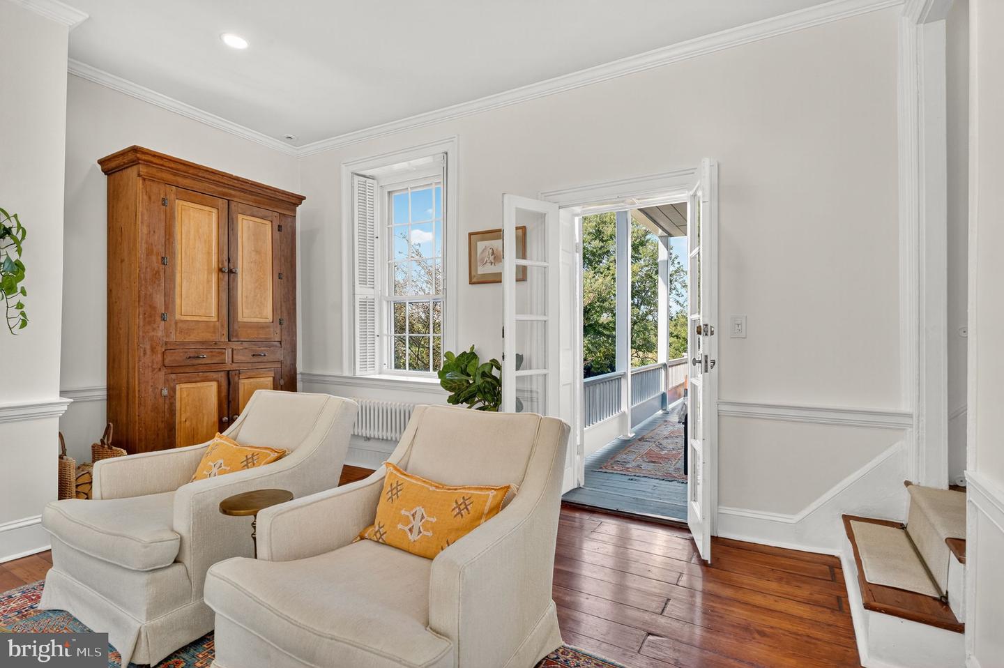 15493 SECOND ST, WATERFORD, Virginia 20197, 4 Bedrooms Bedrooms, ,3 BathroomsBathrooms,Residential,For sale,15493 SECOND ST,VALO2106938 MLS # VALO2106938