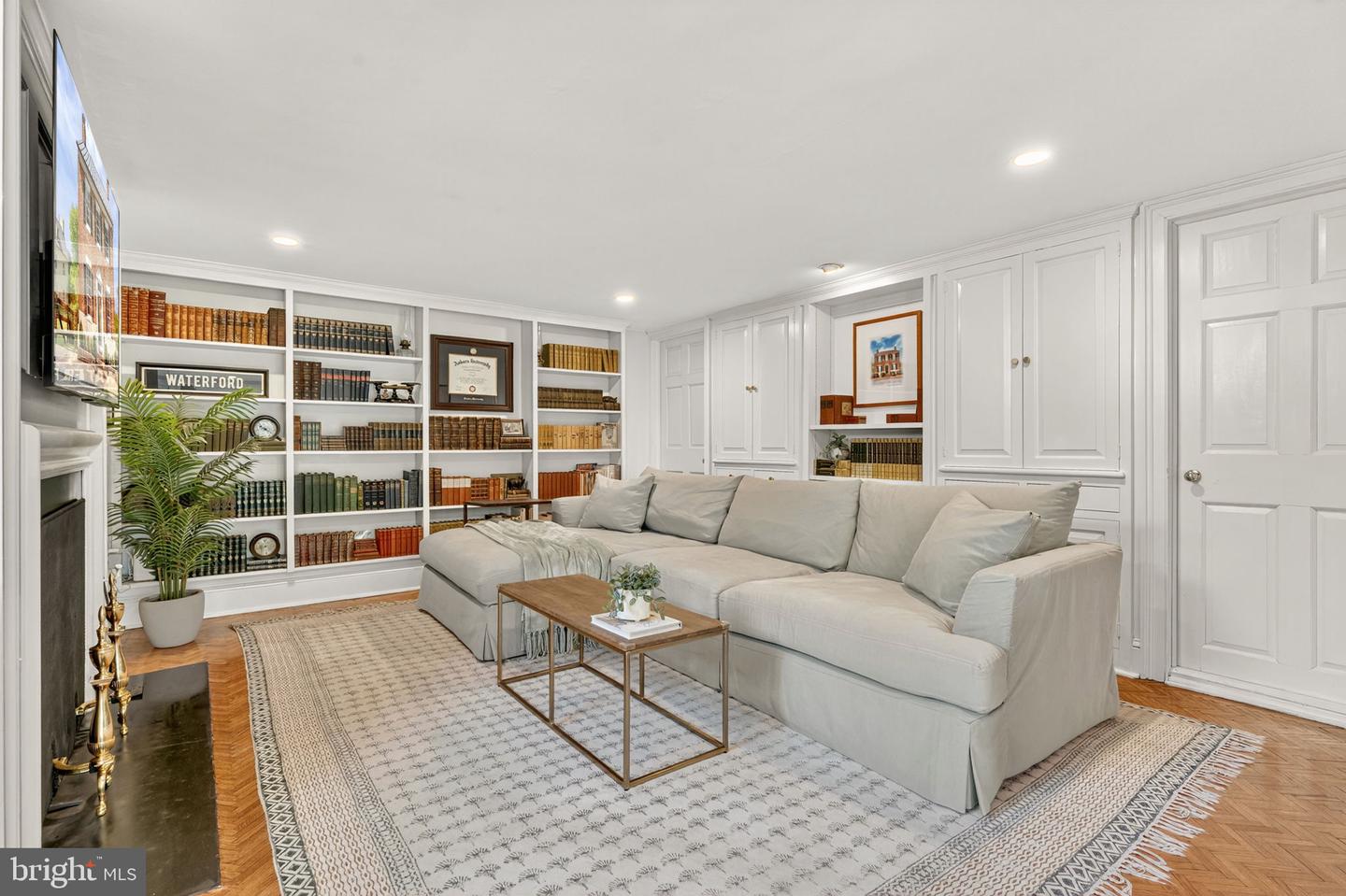 15493 SECOND ST, WATERFORD, Virginia 20197, 4 Bedrooms Bedrooms, ,3 BathroomsBathrooms,Residential,For sale,15493 SECOND ST,VALO2106938 MLS # VALO2106938
