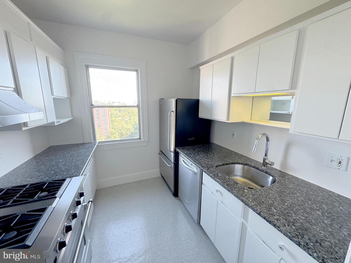 4000 CATHEDRAL AVE NW #848/849B, WASHINGTON, District Of Columbia 20016, 2 Bedrooms Bedrooms, 8 Rooms Rooms,2 BathroomsBathrooms,Residential,For sale,4000 CATHEDRAL AVE NW #848/849B,DCDC2222962 MLS # DCDC2222962