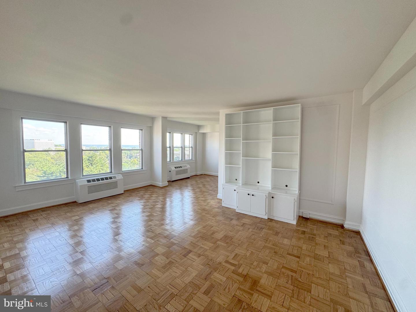 4000 CATHEDRAL AVE NW #848/849B, WASHINGTON, District Of Columbia 20016, 2 Bedrooms Bedrooms, 8 Rooms Rooms,2 BathroomsBathrooms,Residential,For sale,4000 CATHEDRAL AVE NW #848/849B,DCDC2222962 MLS # DCDC2222962