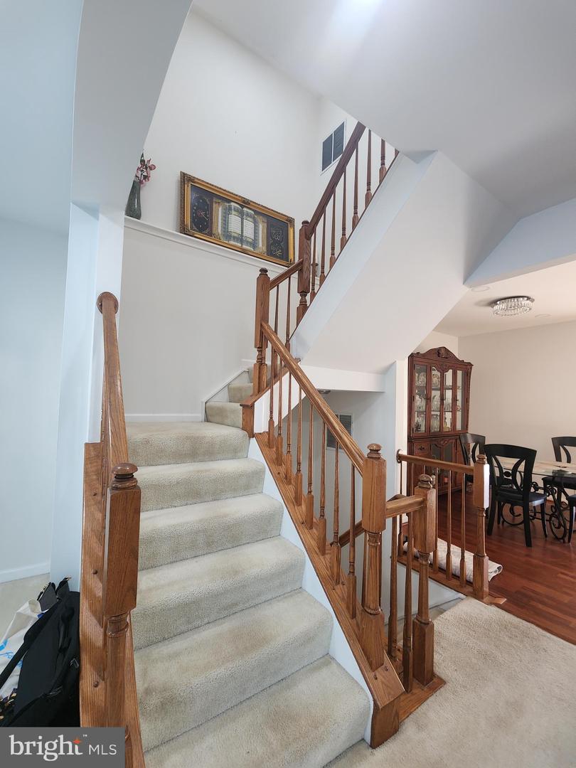 15096 GAFFNEY CIR, GAINESVILLE, Virginia 20155, 3 Bedrooms Bedrooms, ,2 BathroomsBathrooms,Residential,For sale,15096 GAFFNEY CIR,VAPW2104278 MLS # VAPW2104278