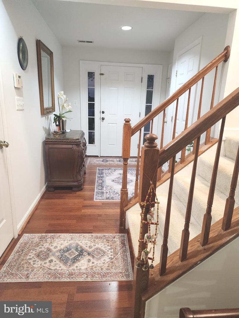 15096 GAFFNEY CIR, GAINESVILLE, Virginia 20155, 3 Bedrooms Bedrooms, ,2 BathroomsBathrooms,Residential,For sale,15096 GAFFNEY CIR,VAPW2104278 MLS # VAPW2104278