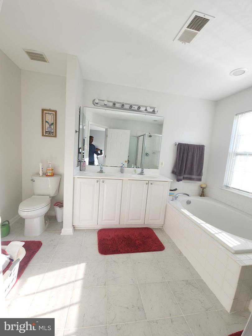 15096 GAFFNEY CIR, GAINESVILLE, Virginia 20155, 3 Bedrooms Bedrooms, ,2 BathroomsBathrooms,Residential,For sale,15096 GAFFNEY CIR,VAPW2104278 MLS # VAPW2104278