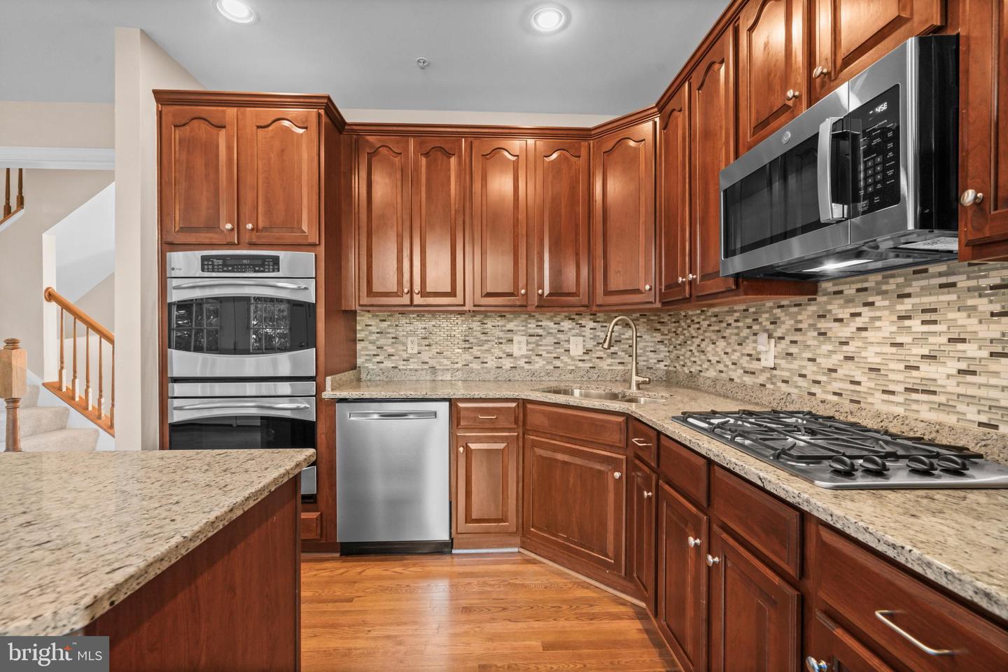 1675 HUNTING CREEK DR, ALEXANDRIA, Virginia 22314, 5 Bedrooms Bedrooms, ,4 BathroomsBathrooms,Residential,For sale,1675 HUNTING CREEK DR,VAAX2049876 MLS # VAAX2049876