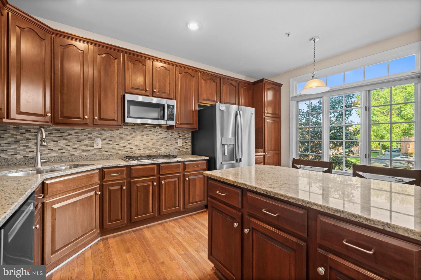 1675 HUNTING CREEK DR, ALEXANDRIA, Virginia 22314, 5 Bedrooms Bedrooms, ,4 BathroomsBathrooms,Residential,For sale,1675 HUNTING CREEK DR,VAAX2049876 MLS # VAAX2049876