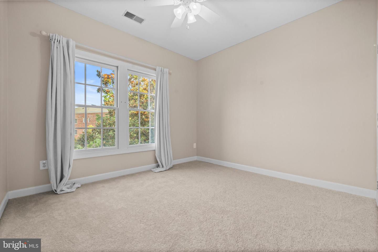 1675 HUNTING CREEK DR, ALEXANDRIA, Virginia 22314, 5 Bedrooms Bedrooms, ,4 BathroomsBathrooms,Residential,For sale,1675 HUNTING CREEK DR,VAAX2049876 MLS # VAAX2049876