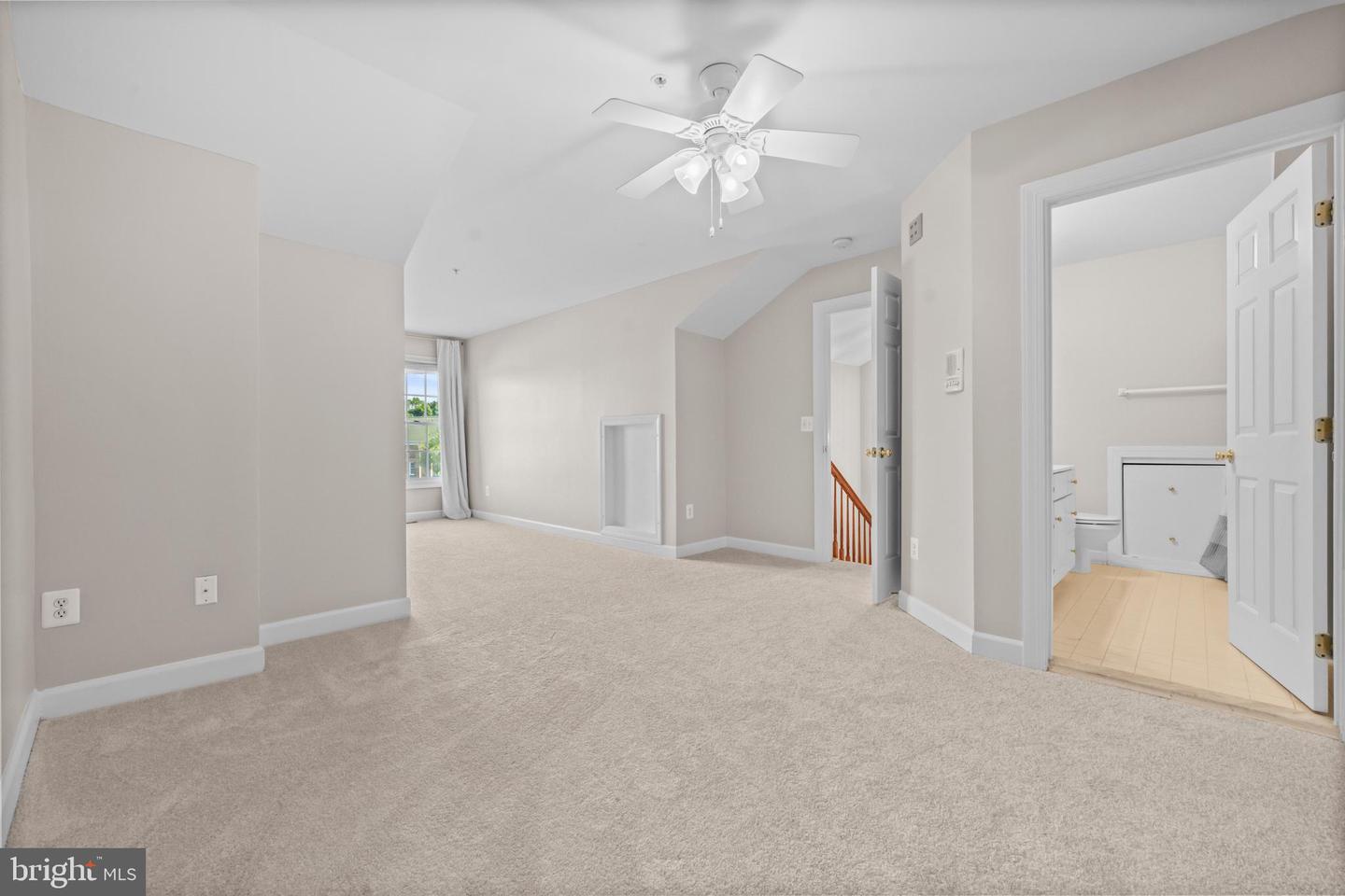 1675 HUNTING CREEK DR, ALEXANDRIA, Virginia 22314, 5 Bedrooms Bedrooms, ,4 BathroomsBathrooms,Residential,For sale,1675 HUNTING CREEK DR,VAAX2049876 MLS # VAAX2049876