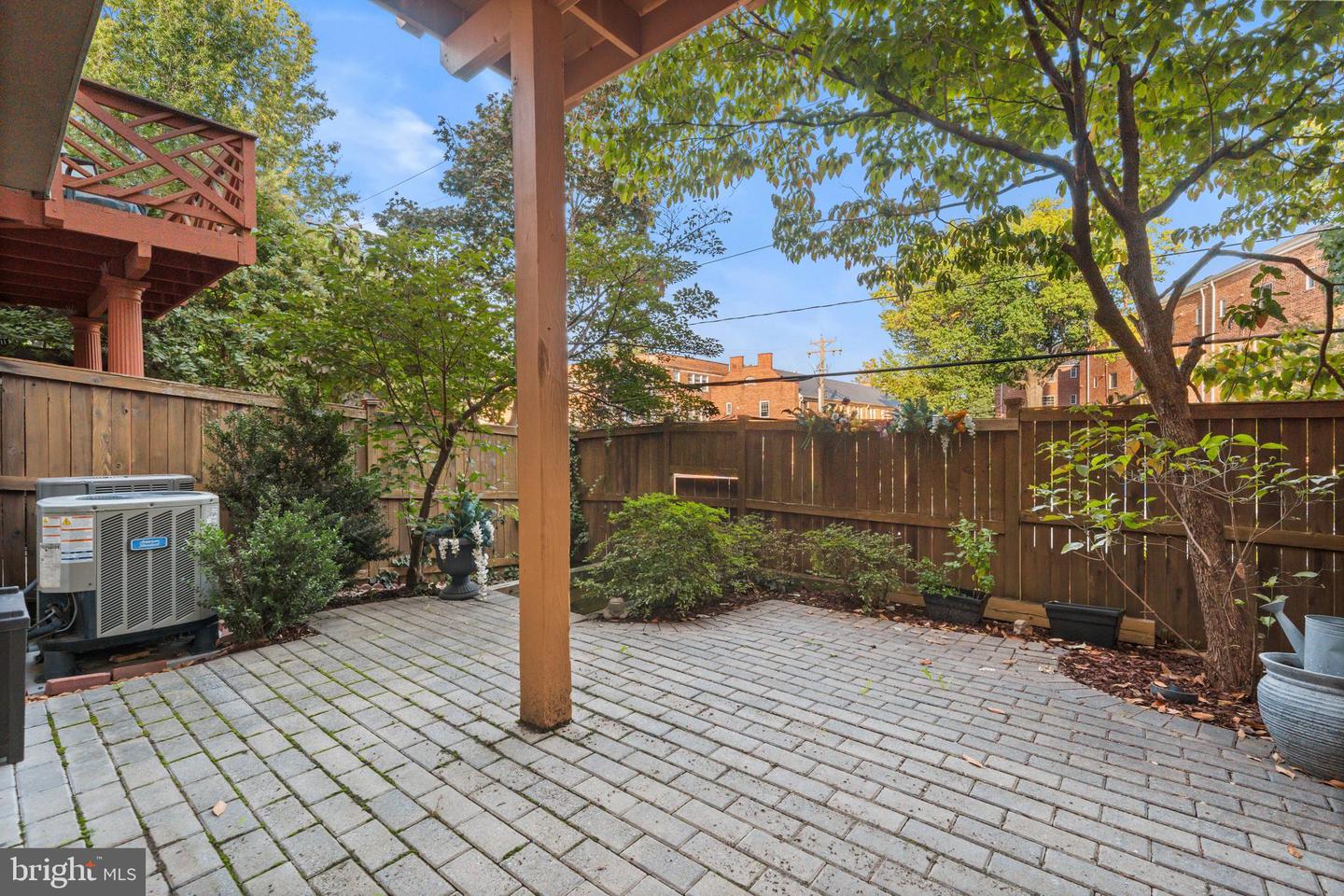 1675 HUNTING CREEK DR, ALEXANDRIA, Virginia 22314, 5 Bedrooms Bedrooms, ,4 BathroomsBathrooms,Residential,For sale,1675 HUNTING CREEK DR,VAAX2049876 MLS # VAAX2049876