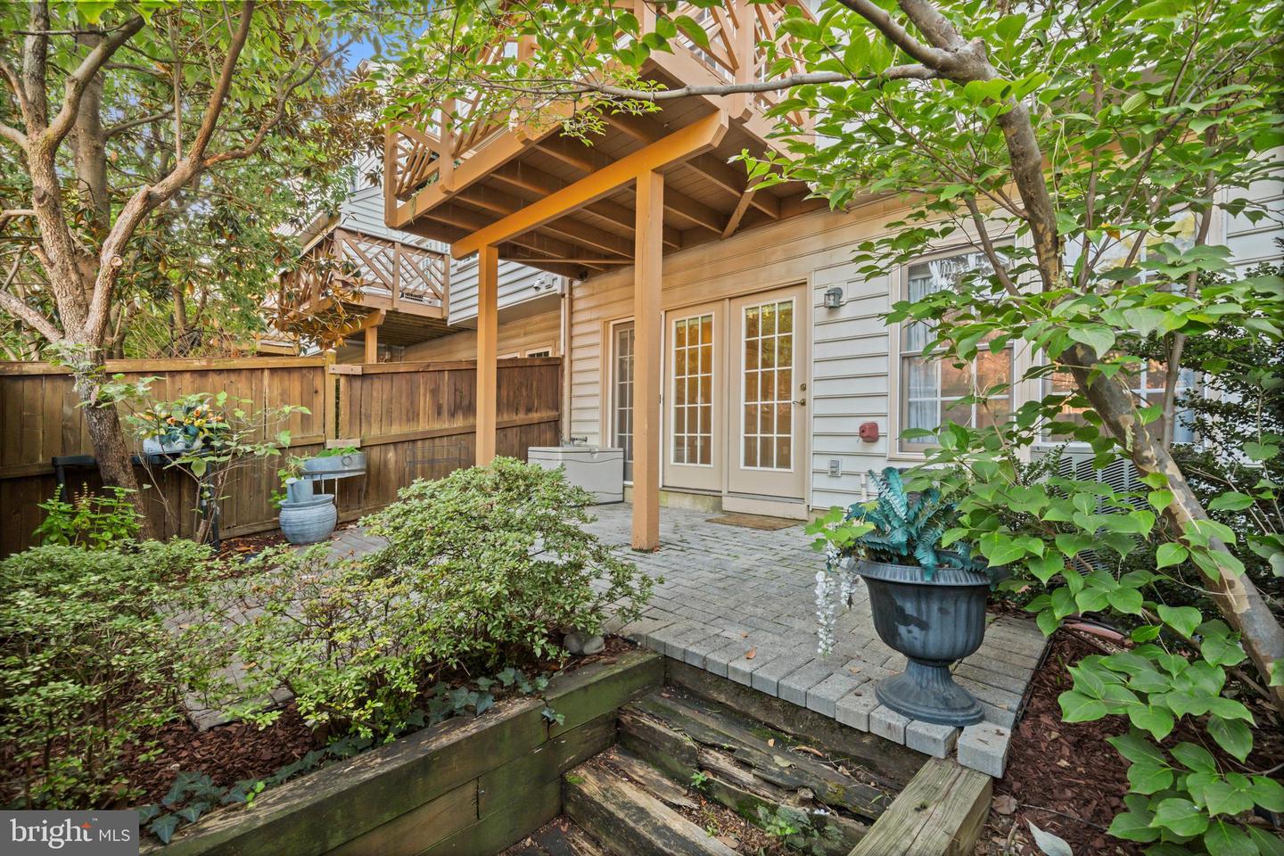 1675 HUNTING CREEK DR, ALEXANDRIA, Virginia 22314, 5 Bedrooms Bedrooms, ,4 BathroomsBathrooms,Residential,For sale,1675 HUNTING CREEK DR,VAAX2049876 MLS # VAAX2049876