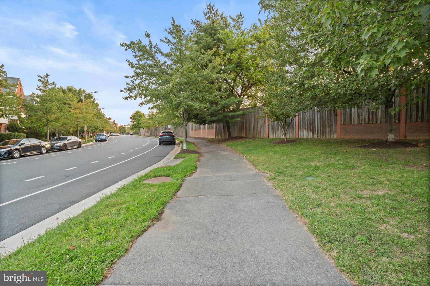 1675 HUNTING CREEK DR, ALEXANDRIA, Virginia 22314, 5 Bedrooms Bedrooms, ,4 BathroomsBathrooms,Residential,For sale,1675 HUNTING CREEK DR,VAAX2049876 MLS # VAAX2049876