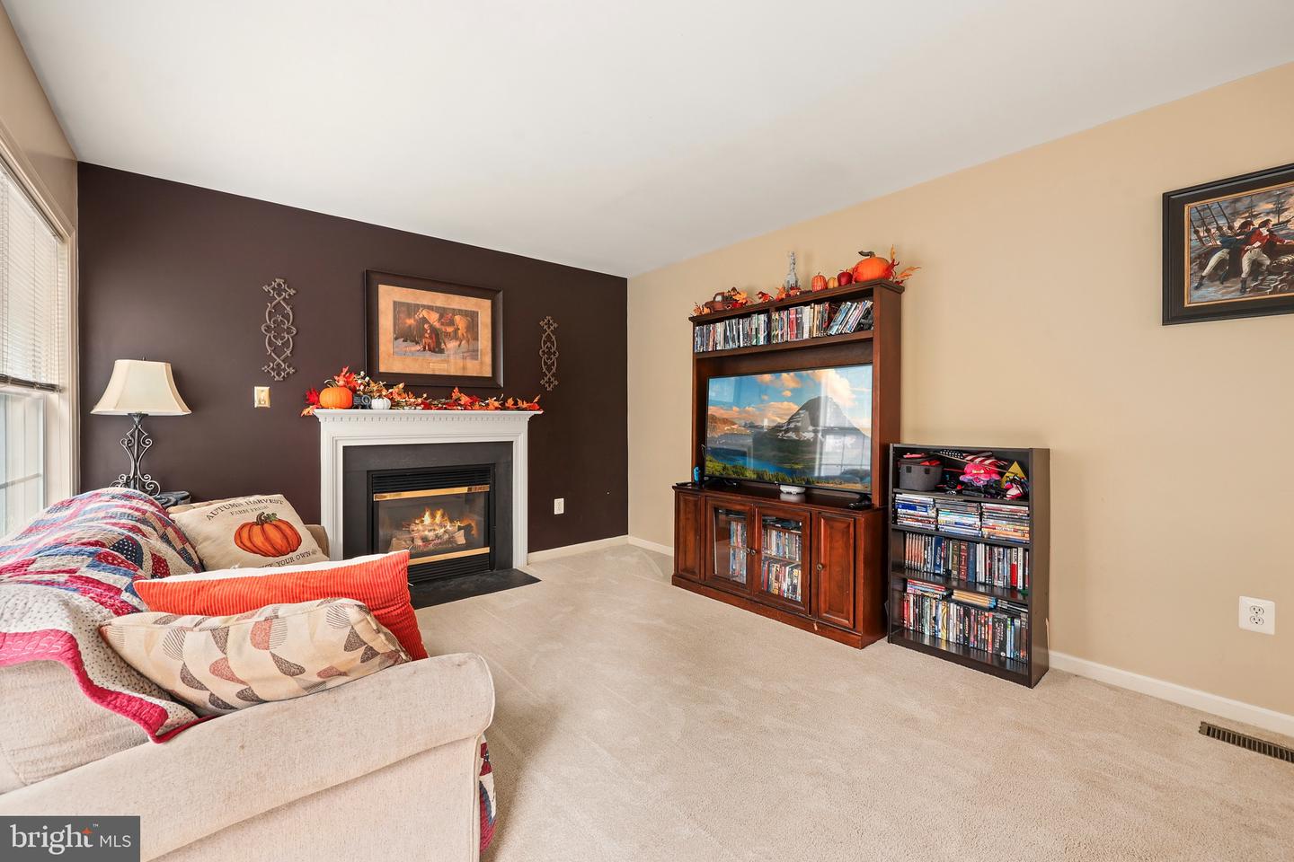 7754 SHARPSHOOTERS CT, MANASSAS, Virginia 20111, 4 Bedrooms Bedrooms, ,3 BathroomsBathrooms,Residential,For sale,7754 SHARPSHOOTERS CT,VAPW2104284 MLS # VAPW2104284