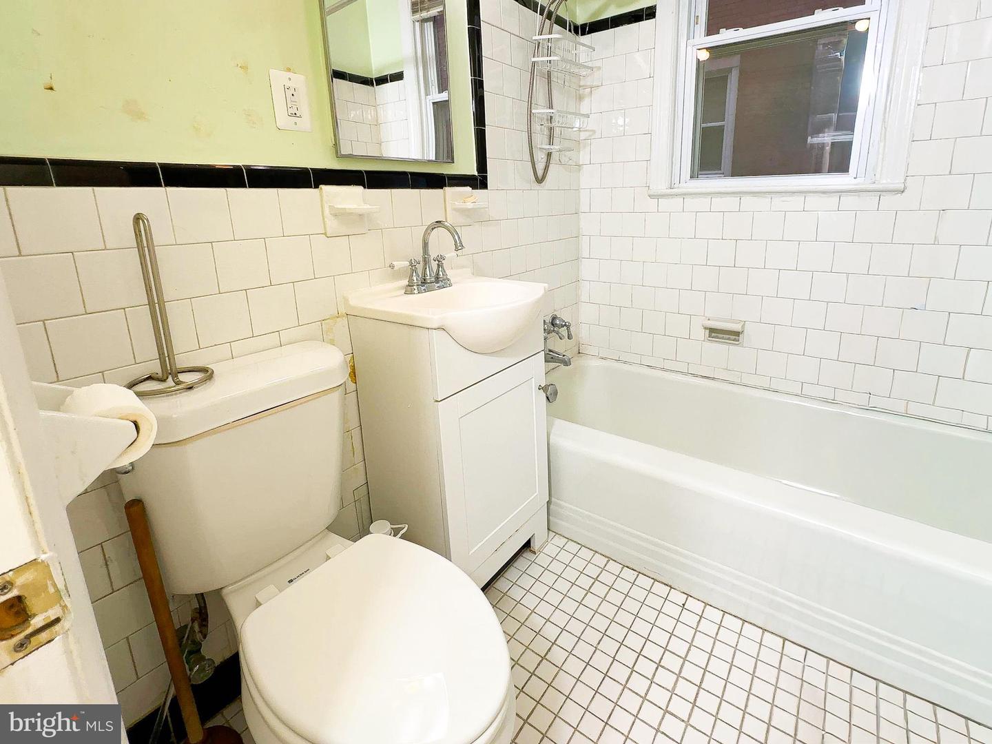 5345 AMES ST NE, WASHINGTON, District Of Columbia 20019, 2 Bedrooms Bedrooms, 5 Rooms Rooms,2 BathroomsBathrooms,Residential,For sale,5345 AMES ST NE,DCDC2222986 MLS # DCDC2222986