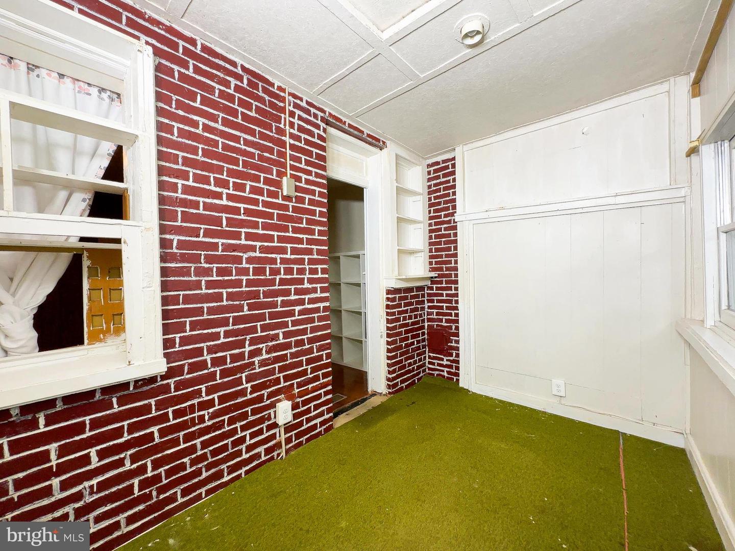 5345 AMES ST NE, WASHINGTON, District Of Columbia 20019, 2 Bedrooms Bedrooms, 5 Rooms Rooms,2 BathroomsBathrooms,Residential,For sale,5345 AMES ST NE,DCDC2222986 MLS # DCDC2222986
