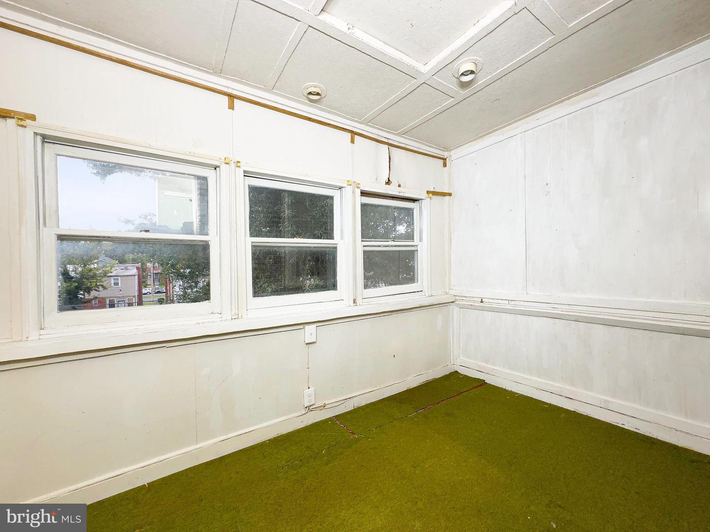 5345 AMES ST NE, WASHINGTON, District Of Columbia 20019, 2 Bedrooms Bedrooms, 5 Rooms Rooms,2 BathroomsBathrooms,Residential,For sale,5345 AMES ST NE,DCDC2222986 MLS # DCDC2222986