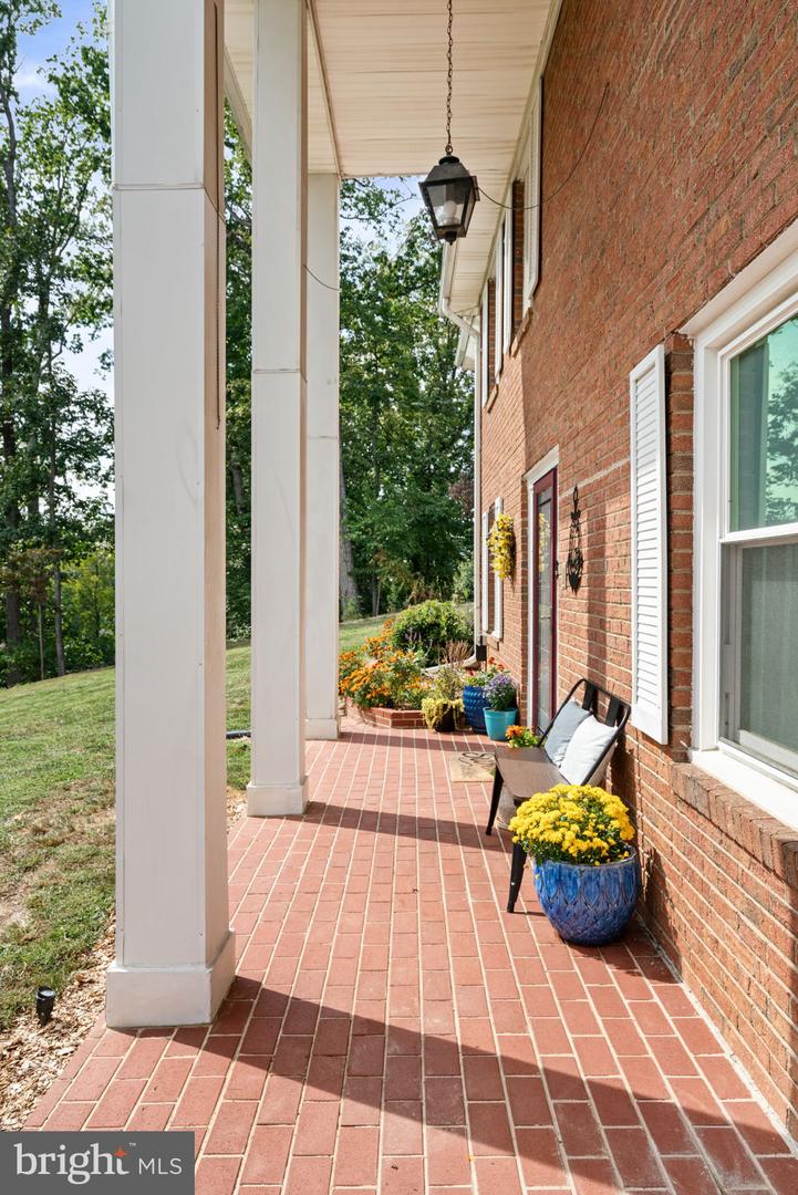 6700 BULKLEY RD, LORTON, Virginia 22079, 4 Bedrooms Bedrooms, ,3 BathroomsBathrooms,Residential,For sale,6700 BULKLEY RD,VAFX2268020 MLS # VAFX2268020